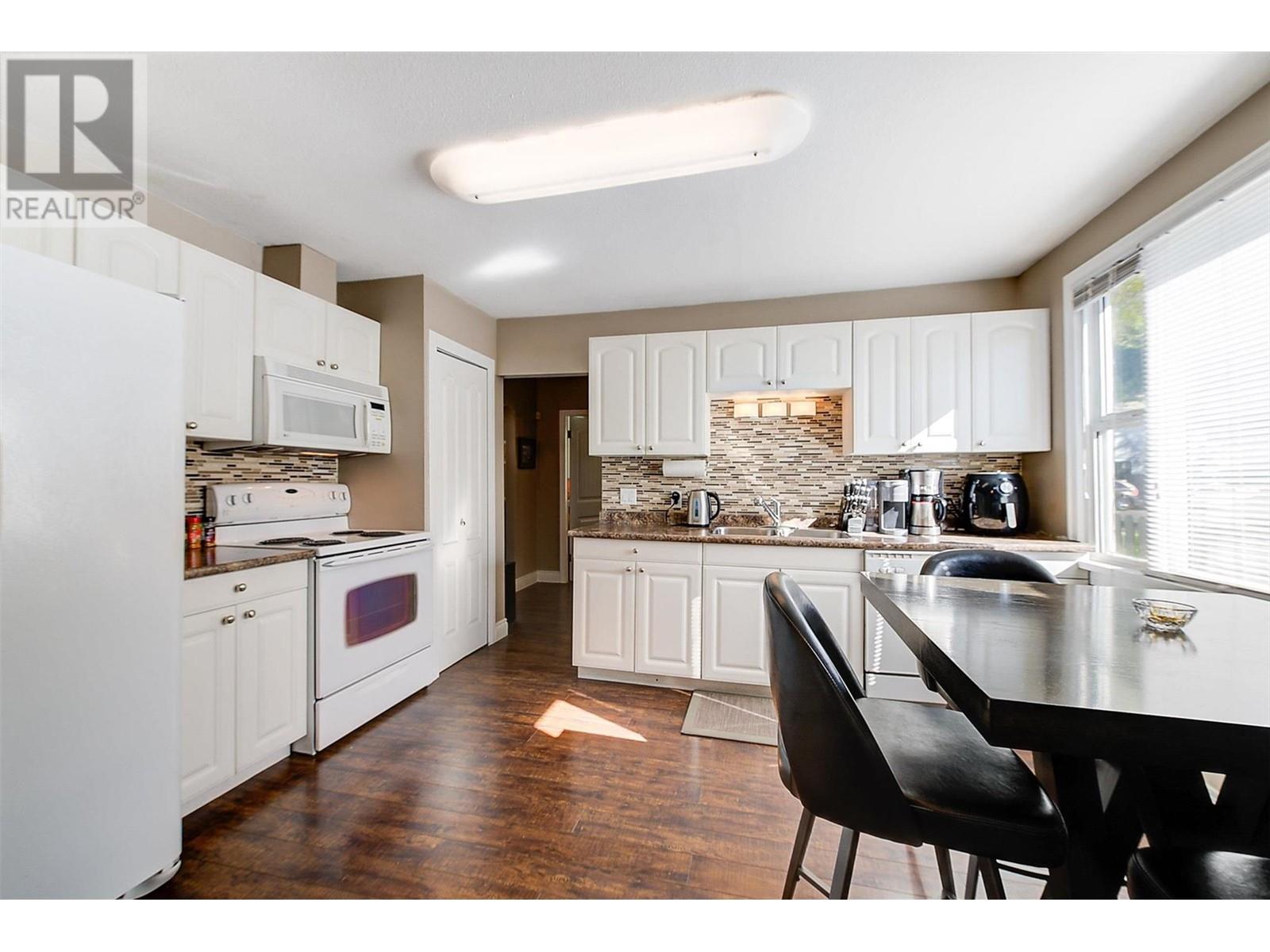 559 Cambridge Avenue, Kelowna, British Columbia  V1Y 7M4 - Photo 11 - 10313690
