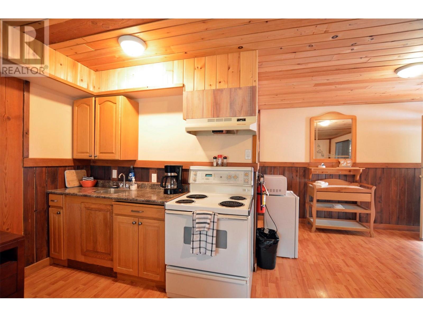 1681 Sugar Lake Road Unit# 67, Cherryville, British Columbia  V0E 2G2 - Photo 31 - 10309973