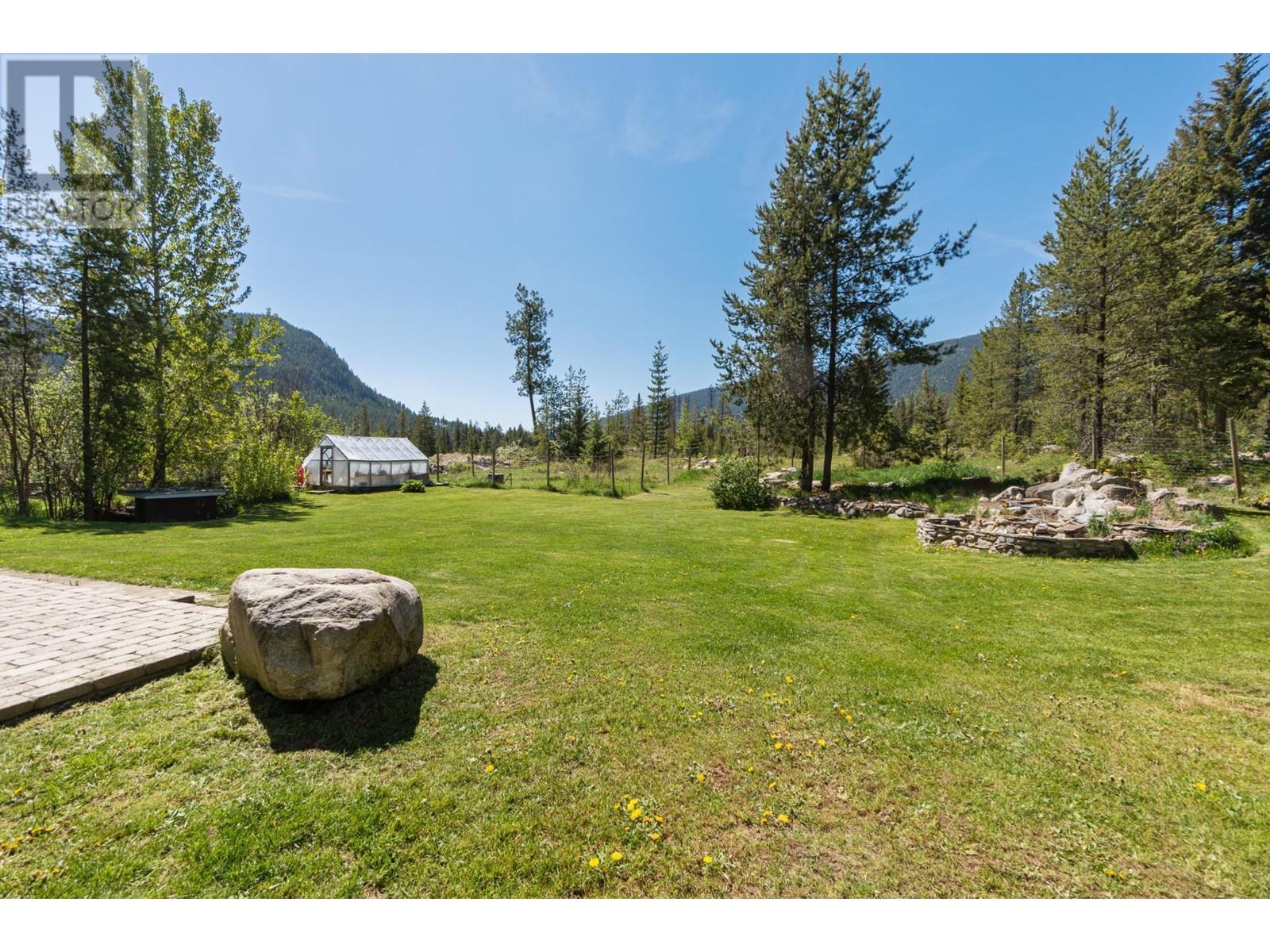 2642 Norns Creek Road, Castlegar, British Columbia  V1N 4T3 - Photo 46 - 2476910