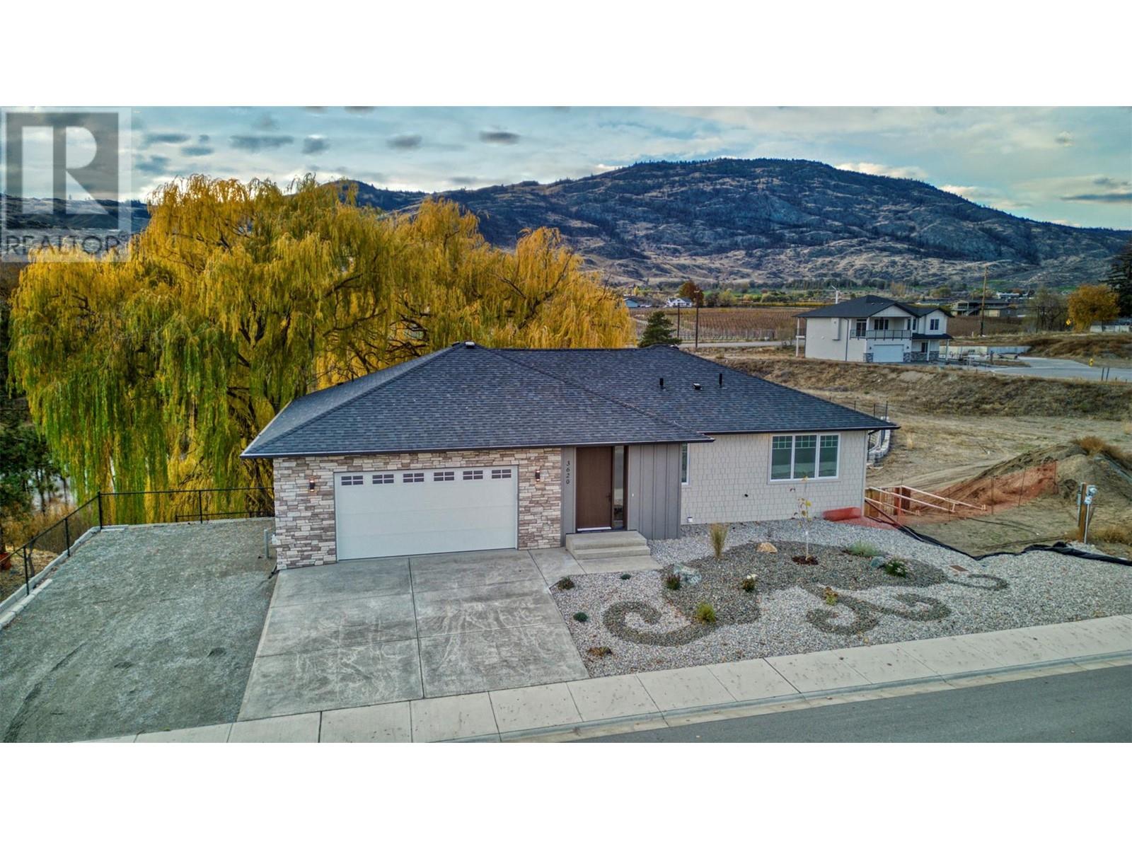 3620 Lobelia Drive, Osoyoos, British Columbia  V0H 1V1 - Photo 3 - 10311074