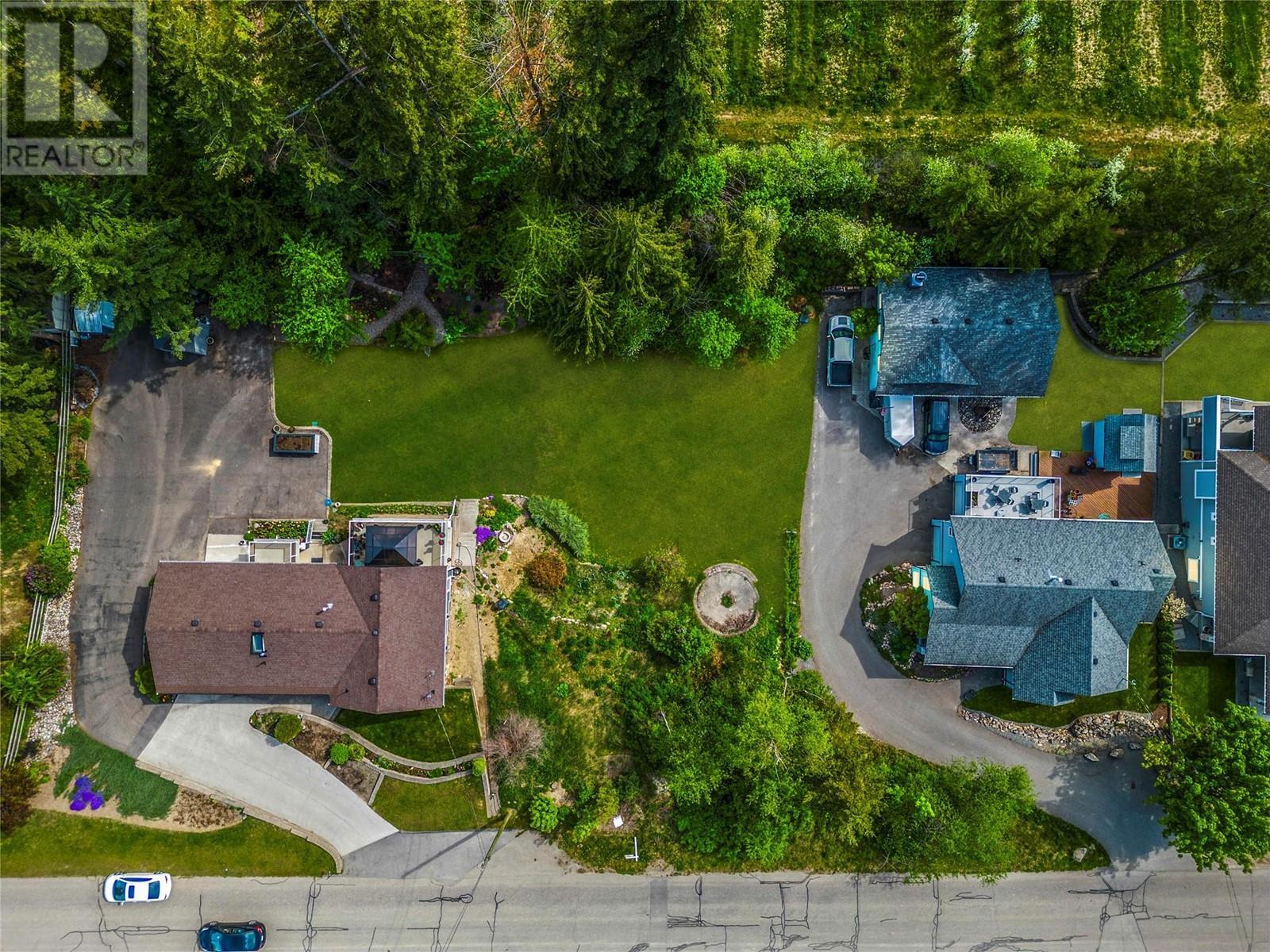 3150 16th Avenue Ne Lot# B, Salmon Arm, British Columbia  V1E 2Y7 - Photo 1 - 10313878