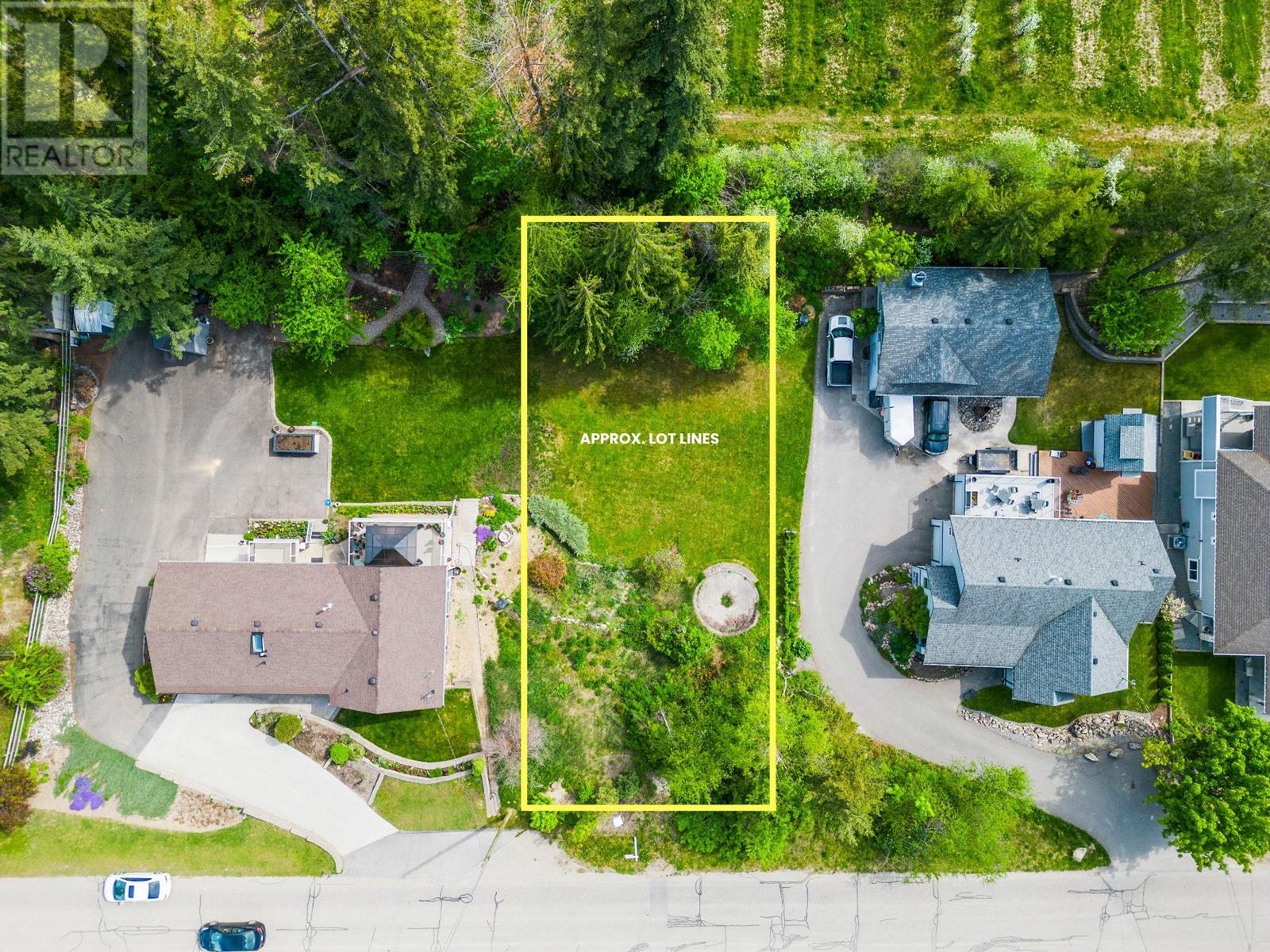 3150 16th Avenue Ne Lot# B, Salmon Arm, British Columbia  V1E 2Y7 - Photo 3 - 10313878