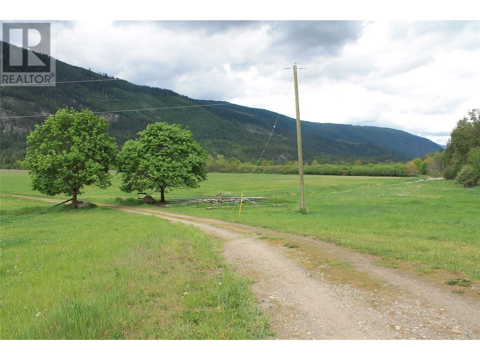 1984 Lumby Mabel Lake Road, Lumby, British Columbia  V0E 2G6 - Photo 13 - 10314094