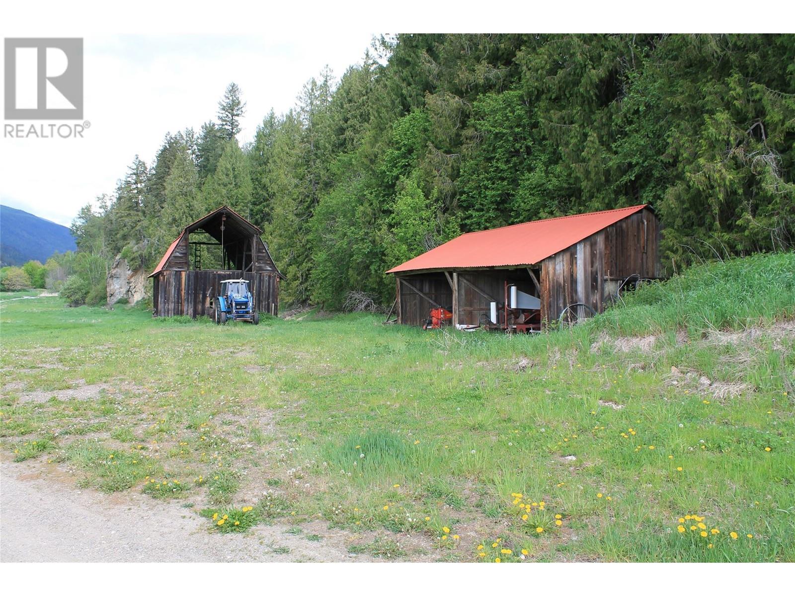 1984 Lumby Mabel Lake Road, Lumby, British Columbia  V0E 2G6 - Photo 15 - 10314094