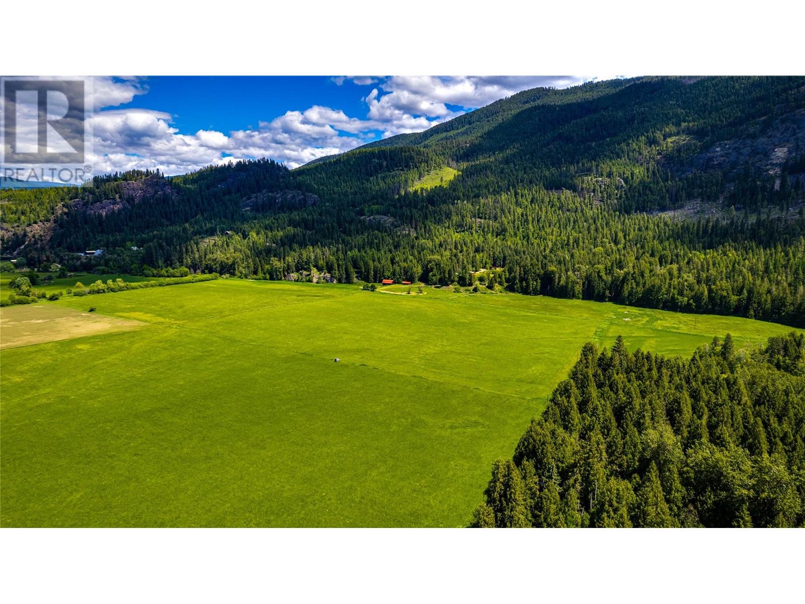 1984 Lumby Mabel Lake Road, Lumby, British Columbia  V0E 2G6 - Photo 5 - 10314094