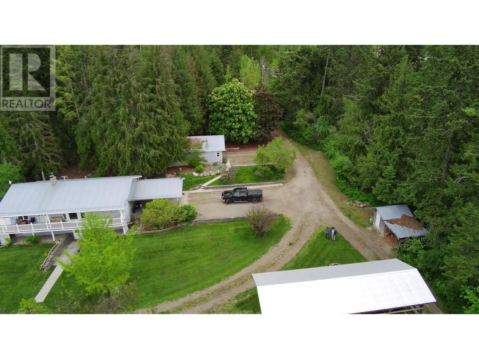 3635 Phillips Road, Creston, British Columbia  V0B 1G2 - Photo 30 - 2477090