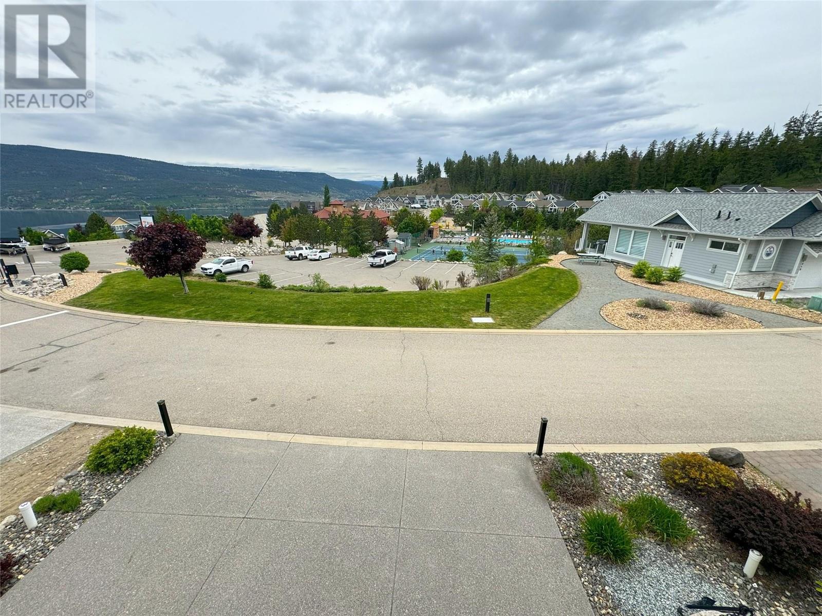 6862 Madrid Way, Kelowna, British Columbia  V1Z 3R8 - Photo 29 - 10314188