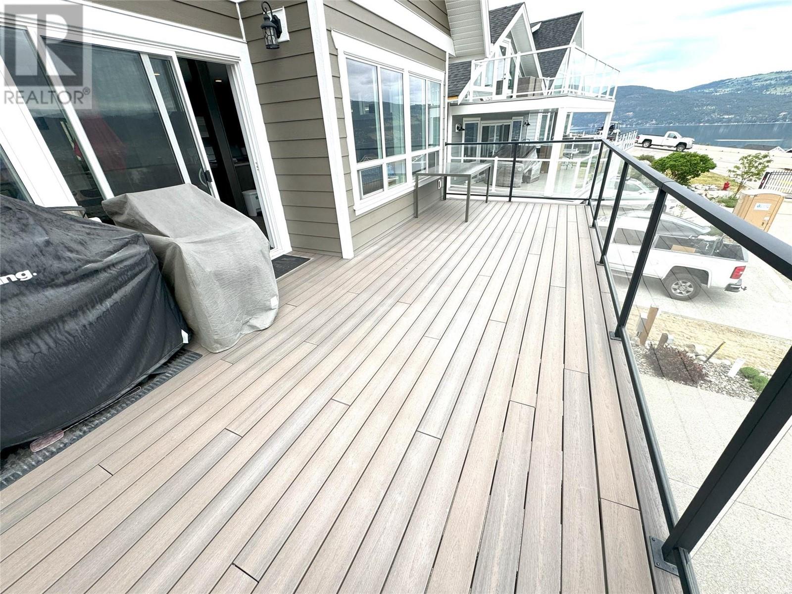 6862 Madrid Way, Kelowna, British Columbia  V1Z 3R8 - Photo 30 - 10314188