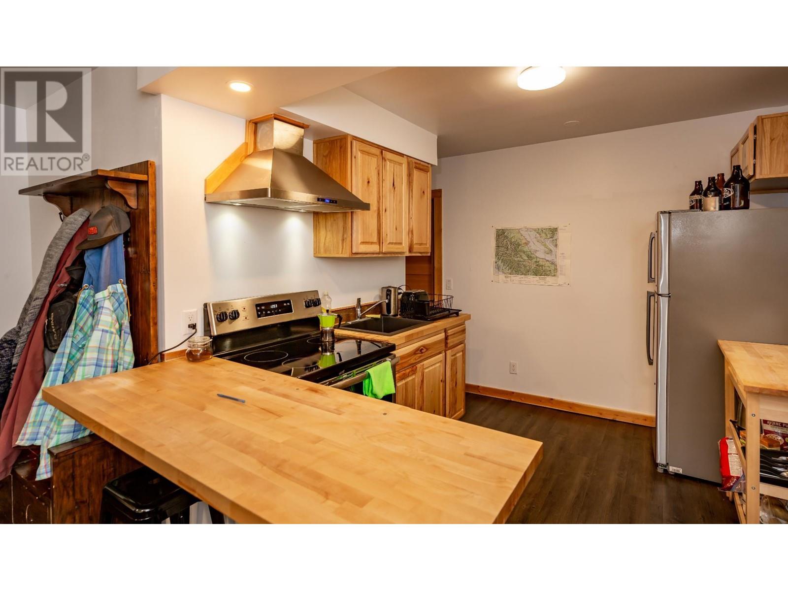 3915 Old Red Mountain Road, Rossland, British Columbia  V0G 1Y0 - Photo 38 - 2477215