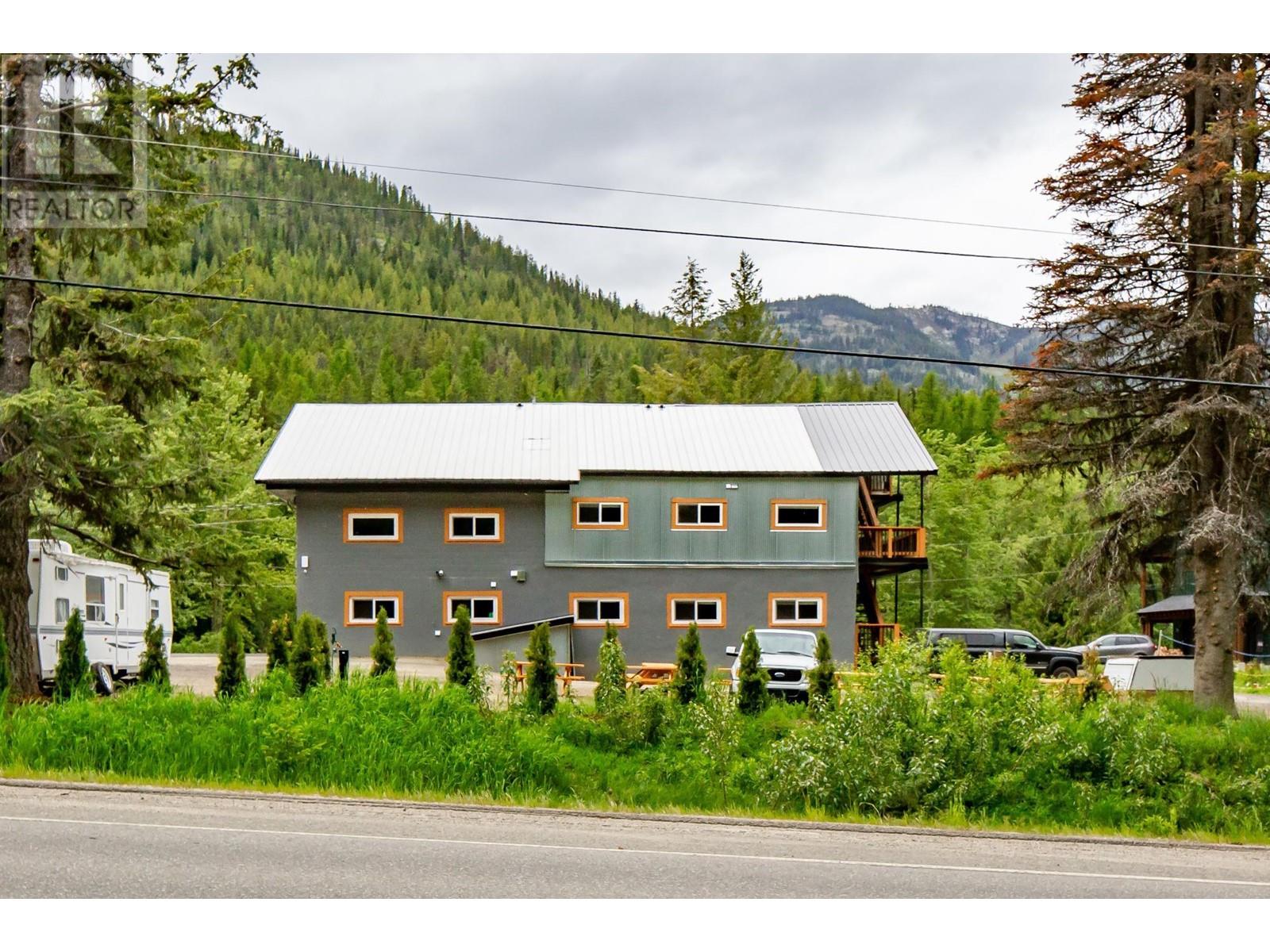 3915 Old Red Mountain Road, Rossland, British Columbia  V0G 1Y0 - Photo 5 - 2477215