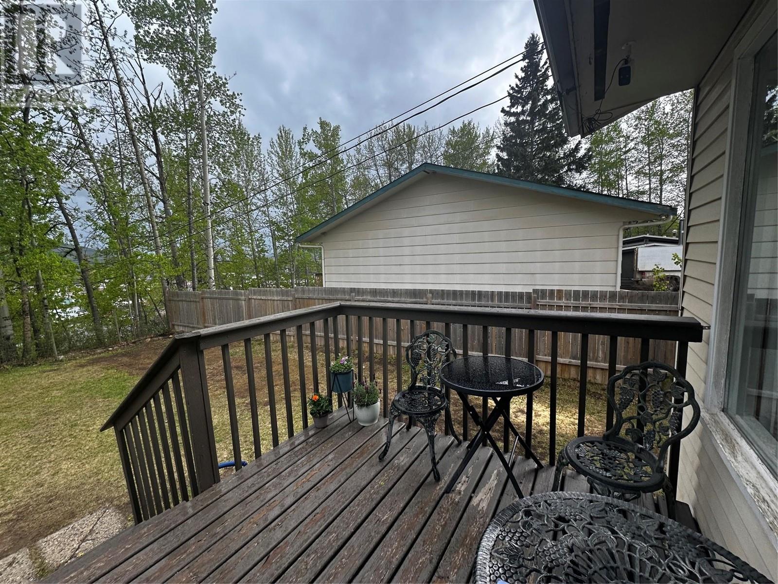 5104 46 Avenue, Chetwynd, British Columbia  V0C 1J0 - Photo 4 - 10314812