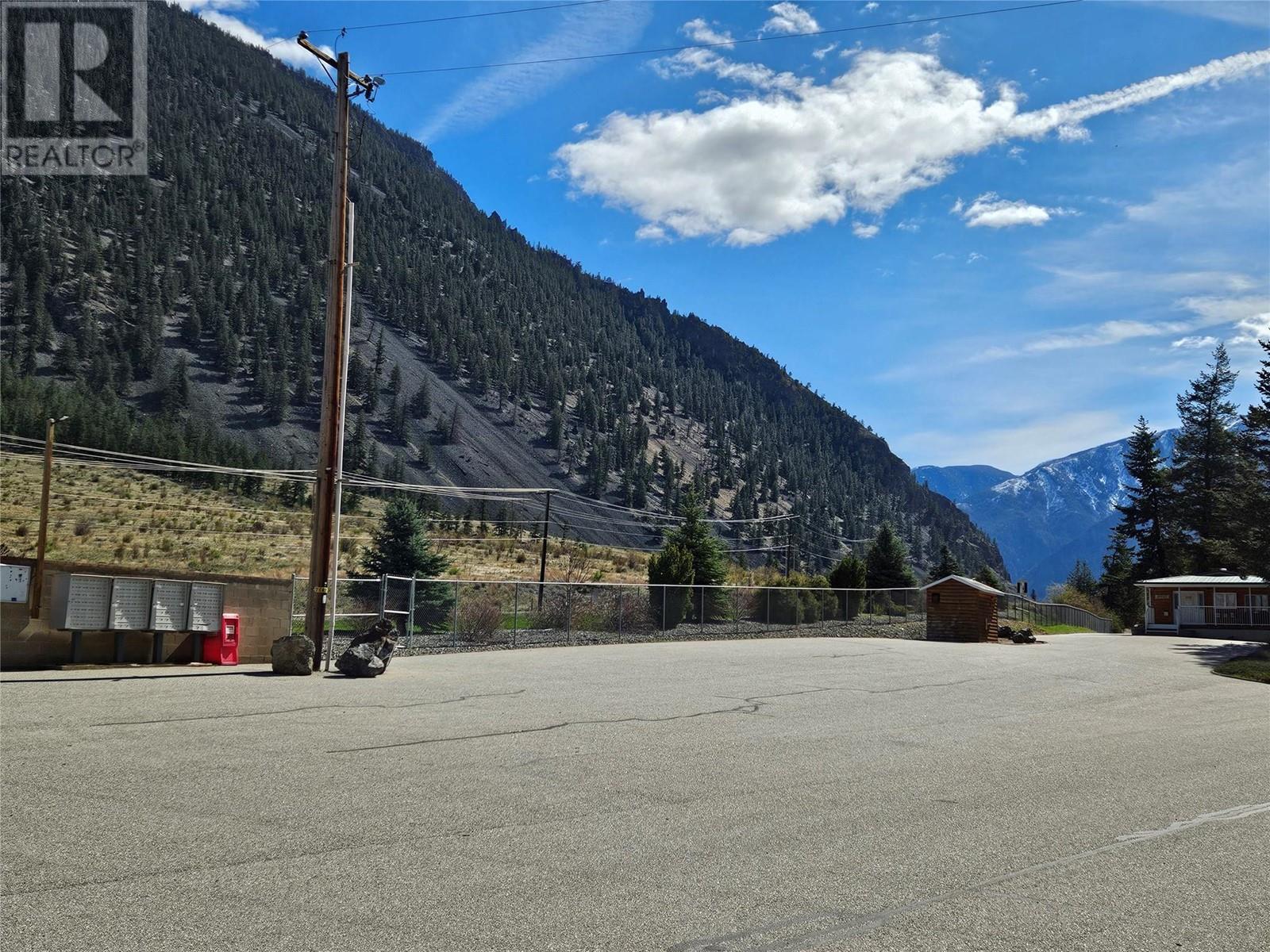 4354 Highway 3 Unit# 36, Keremeos, British Columbia  V0X 1N1 - Photo 11 - 10315059