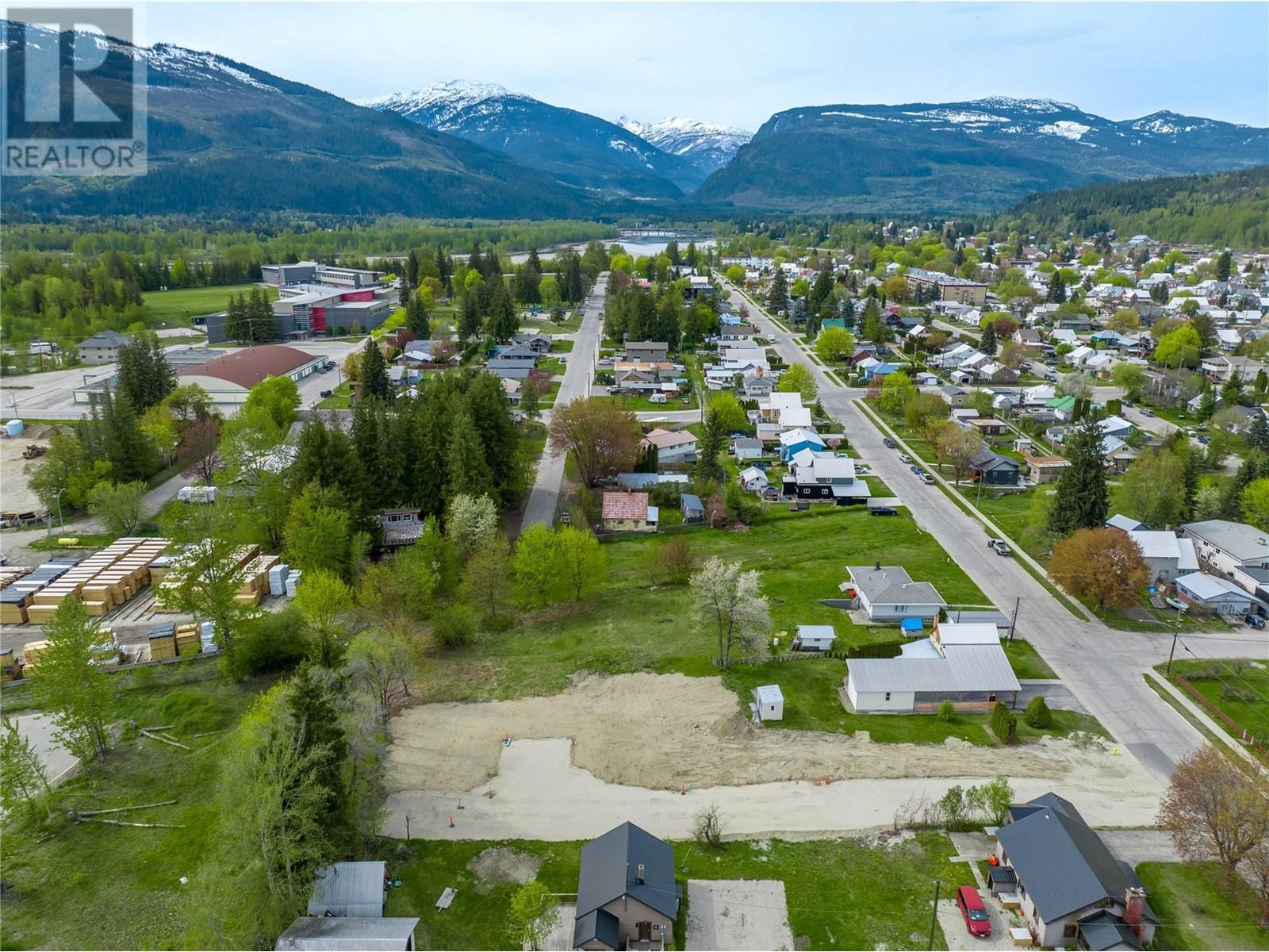 Sl C Eighth Street E Lot# Proposed, Revelstoke, British Columbia  V0E 2S0 - Photo 11 - 10315111