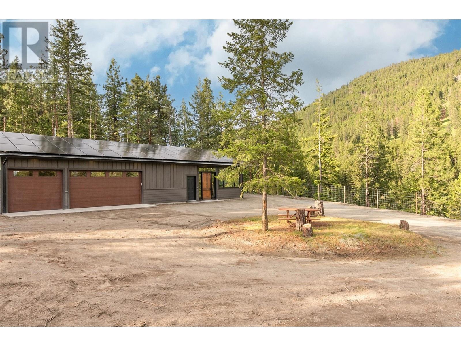 4495 Maxwell Road, Peachland, British Columbia  V0H 1X3 - Photo 67 - 10315000