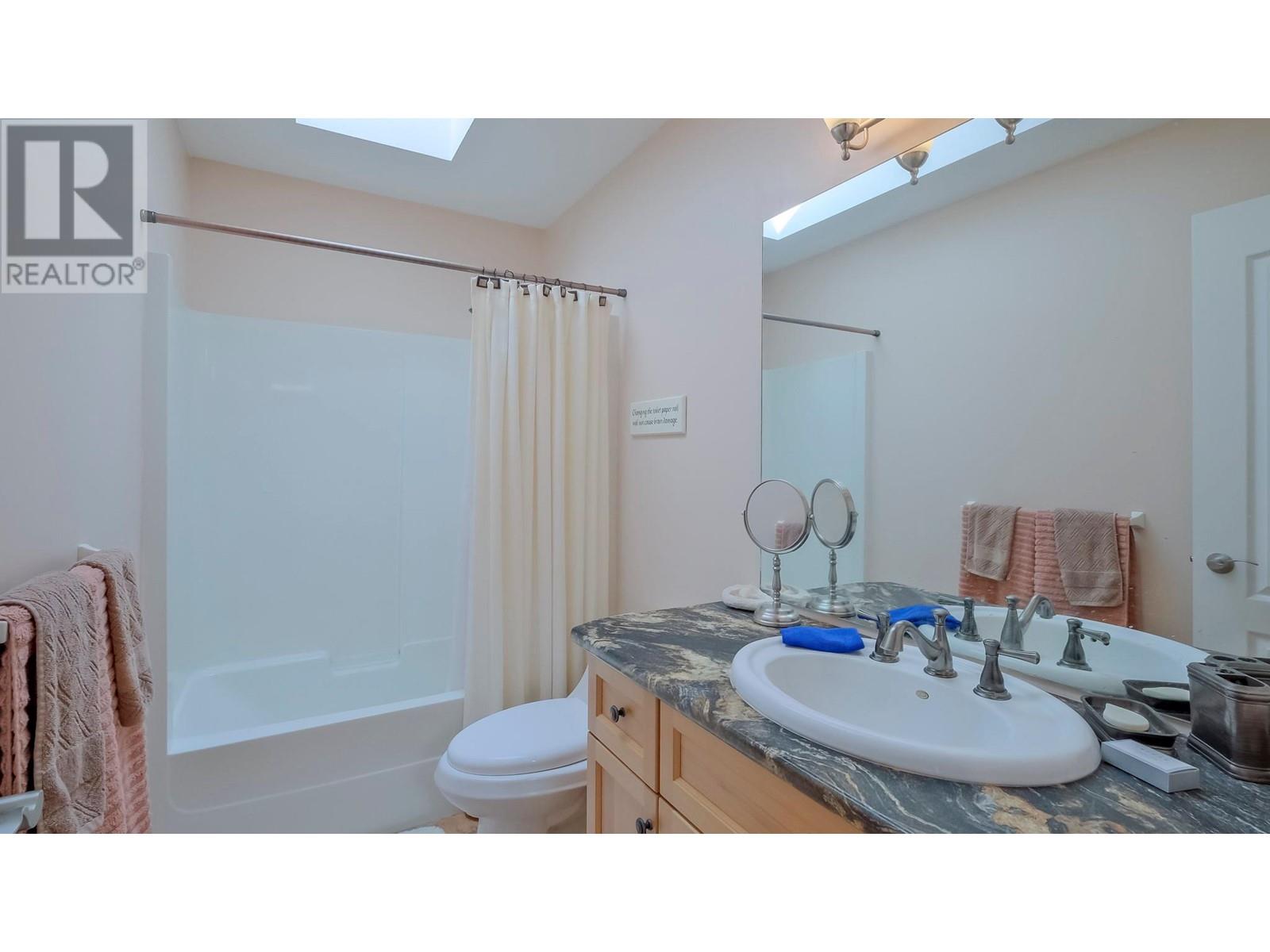 161 Christie Mountain Lane, Okanagan Falls, British Columbia  V0H 1R0 - Photo 24 - 10314955