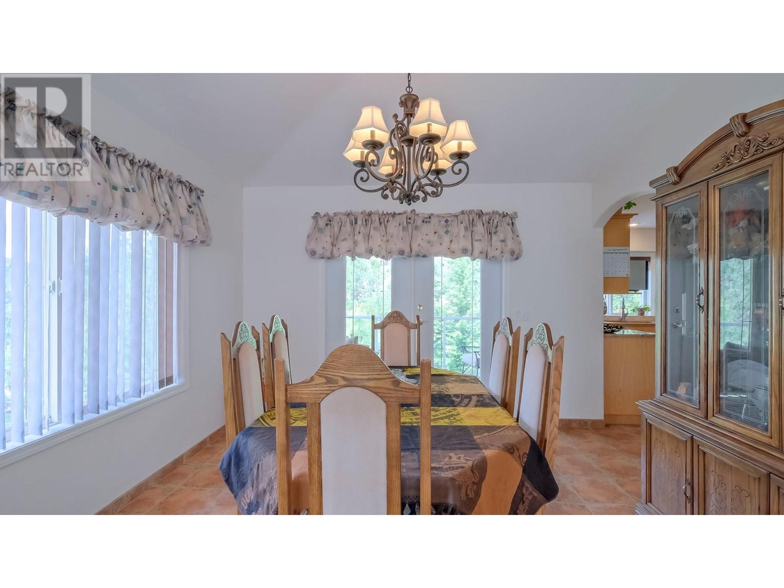 161 Christie Mountain Lane, Okanagan Falls, British Columbia  V0H 1R0 - Photo 4 - 10314955