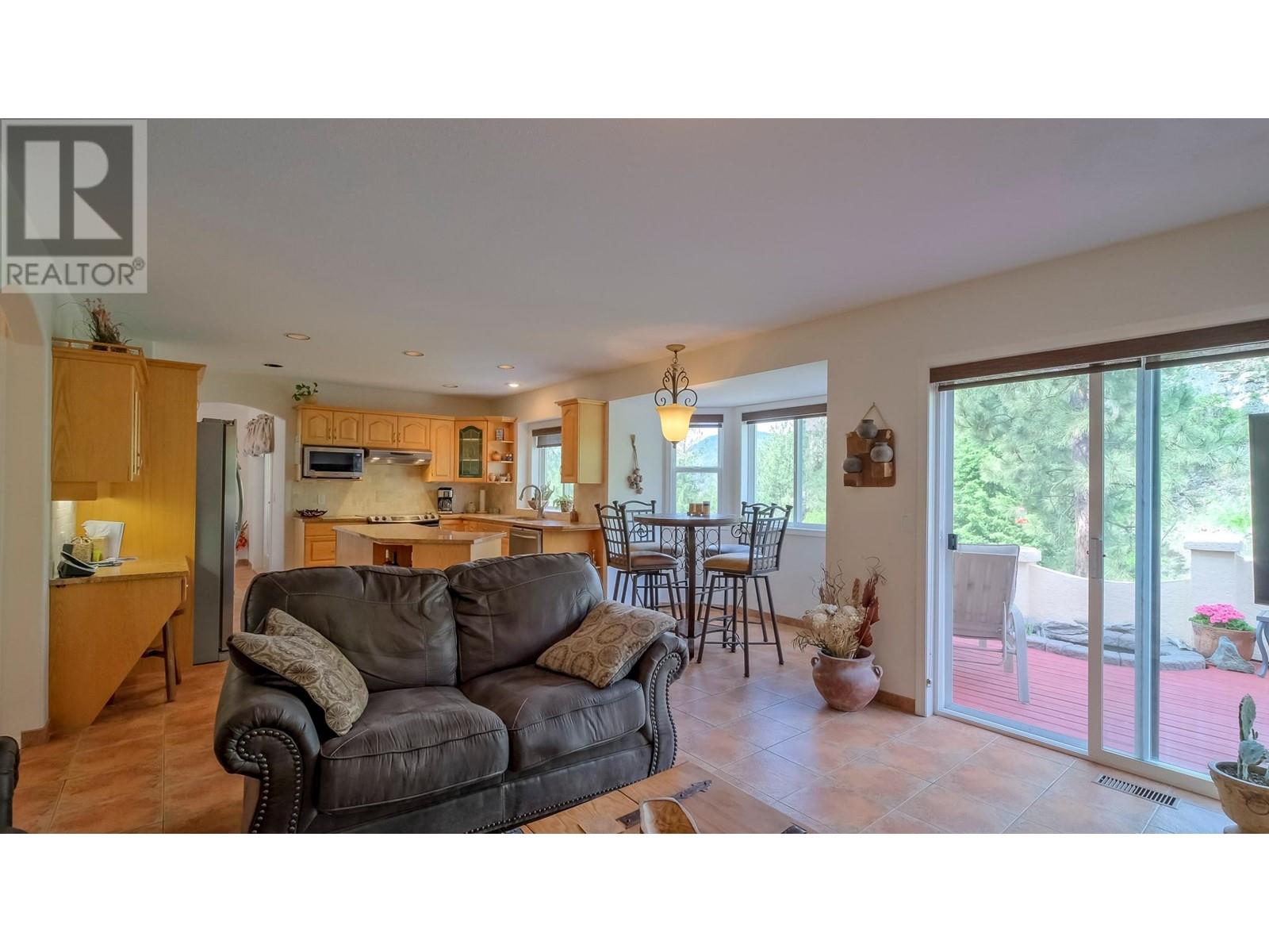 161 Christie Mountain Lane, Okanagan Falls, British Columbia  V0H 1R0 - Photo 40 - 10314955