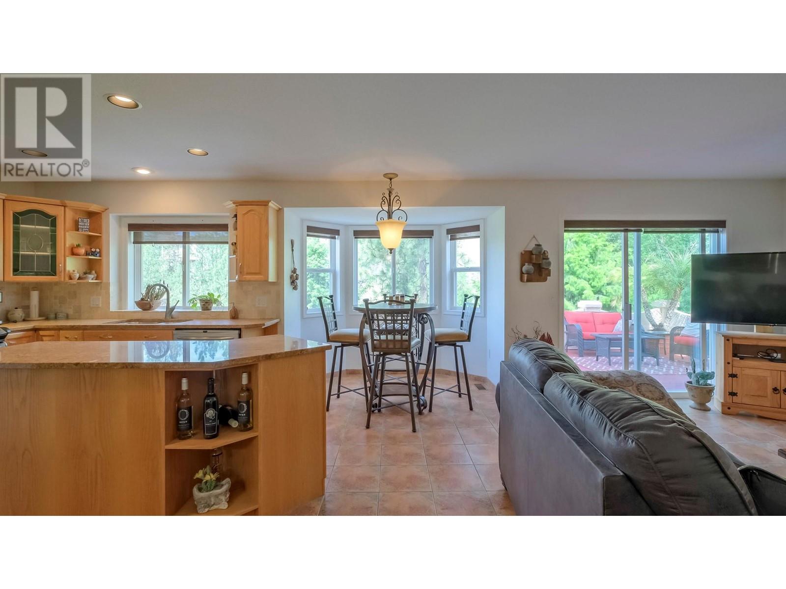 161 Christie Mountain Lane, Okanagan Falls, British Columbia  V0H 1R0 - Photo 41 - 10314955