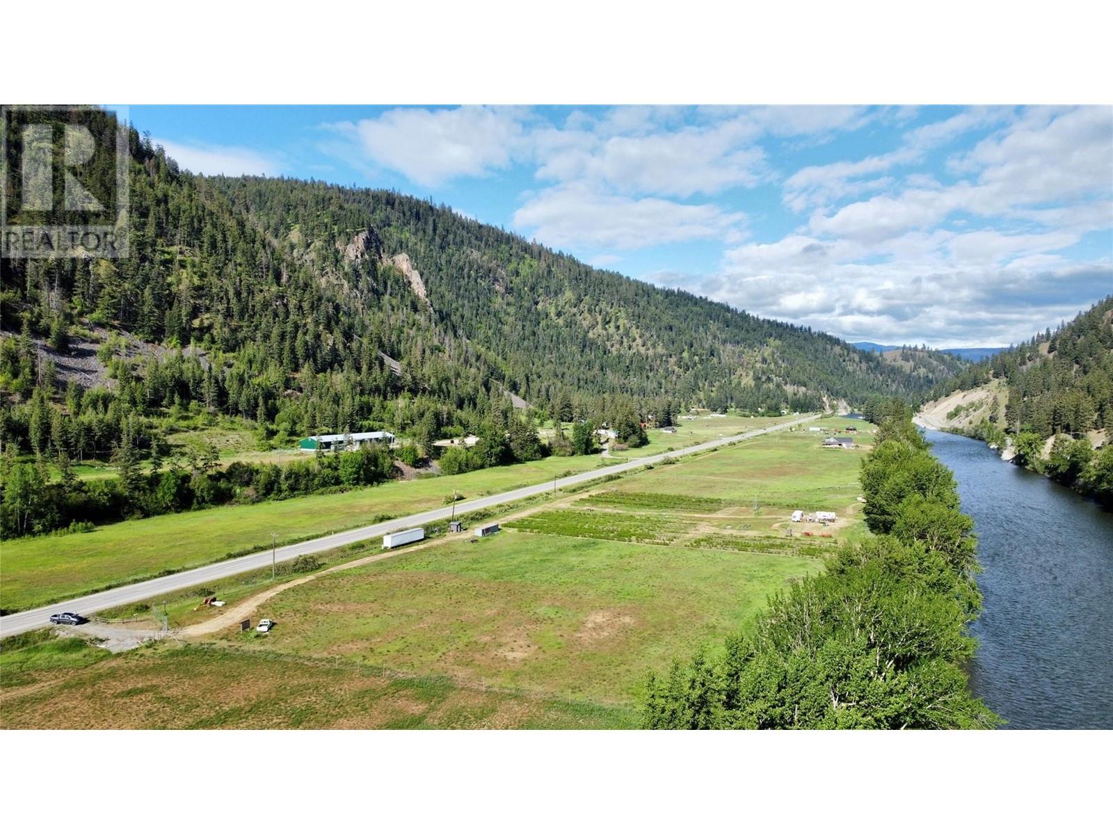 786 Hwy 3, Princeton, British Columbia  V0X 1W0 - Photo 4 - 10314661