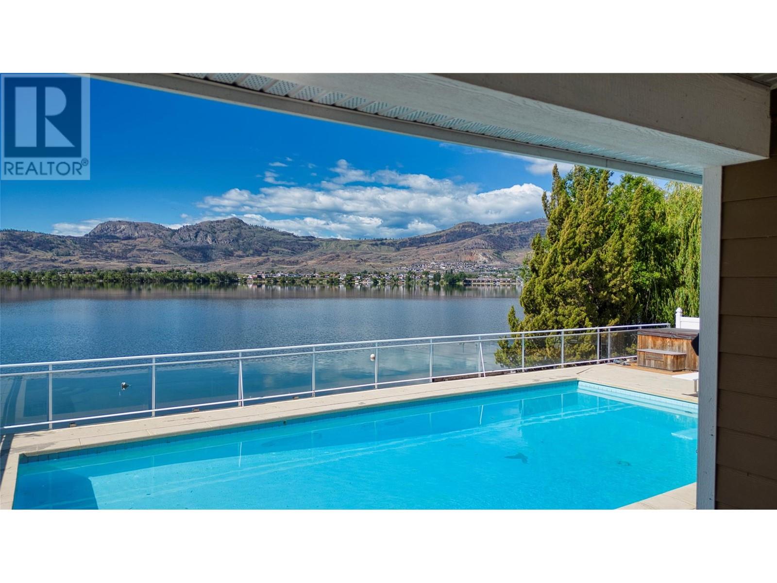 73 Harbour Key Drive, Osoyoos, British Columbia  V0H 1V3 - Photo 2 - 10315533