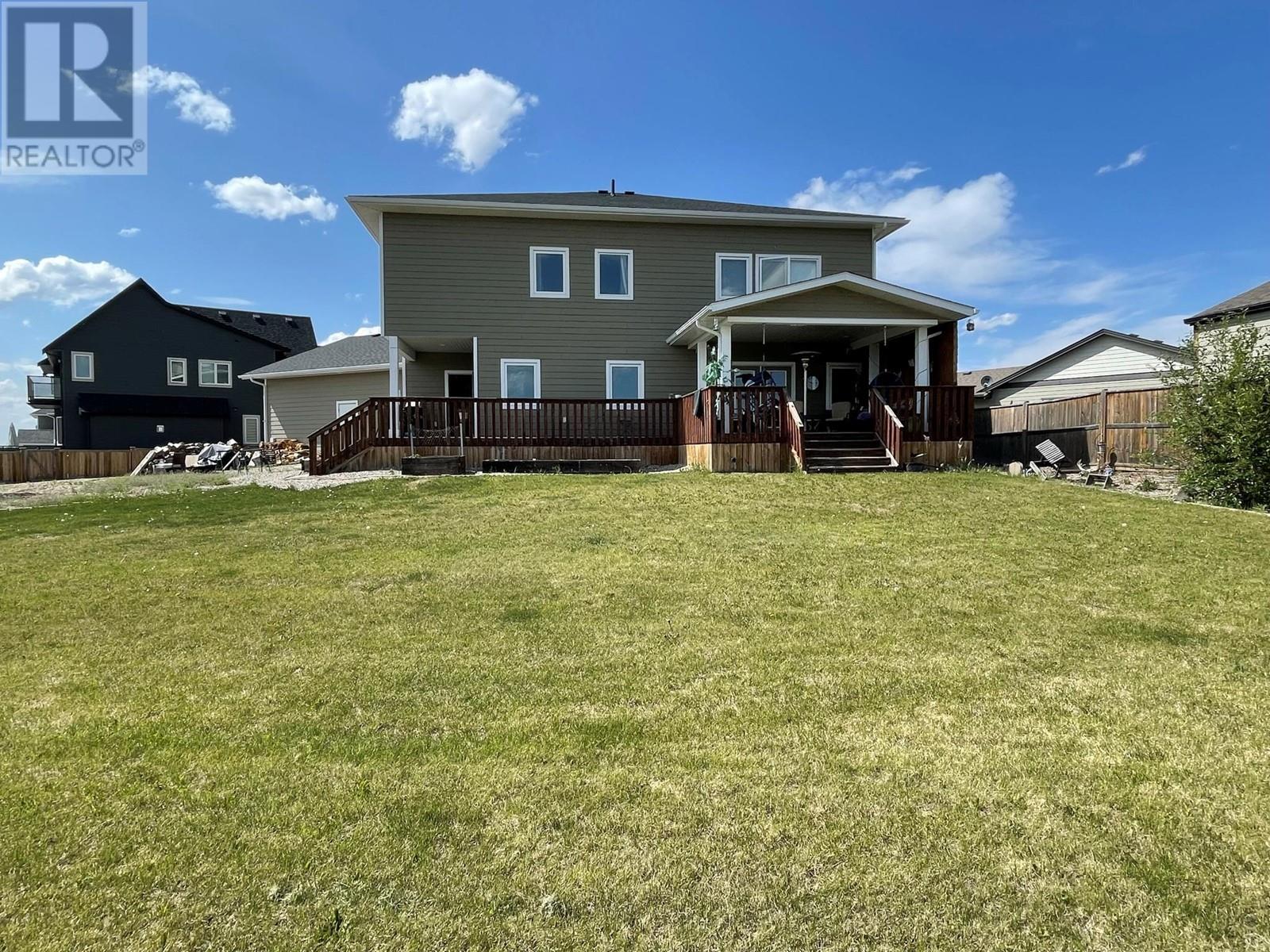 805 89 Avenue, Dawson Creek, British Columbia  V1G 0A8 - Photo 2 - 10315800