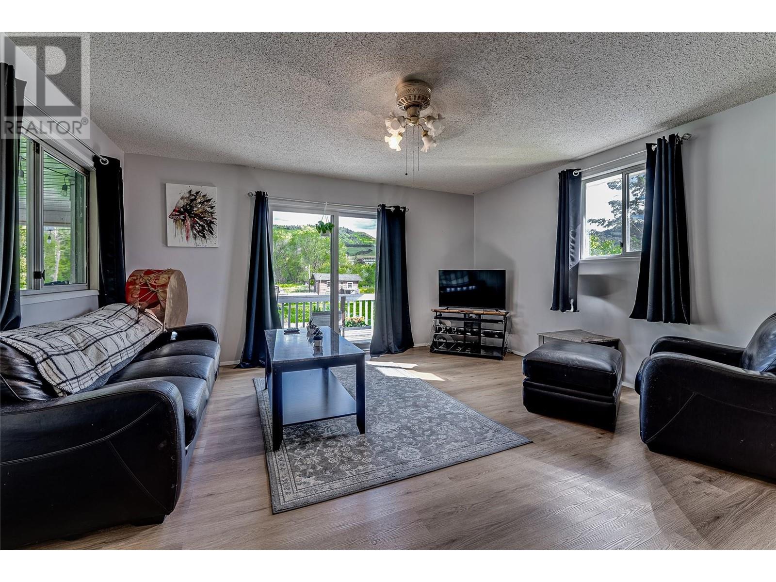 6060 Okanagan Landing Road, Vernon, British Columbia  V1H 1M3 - Photo 33 - 10315737