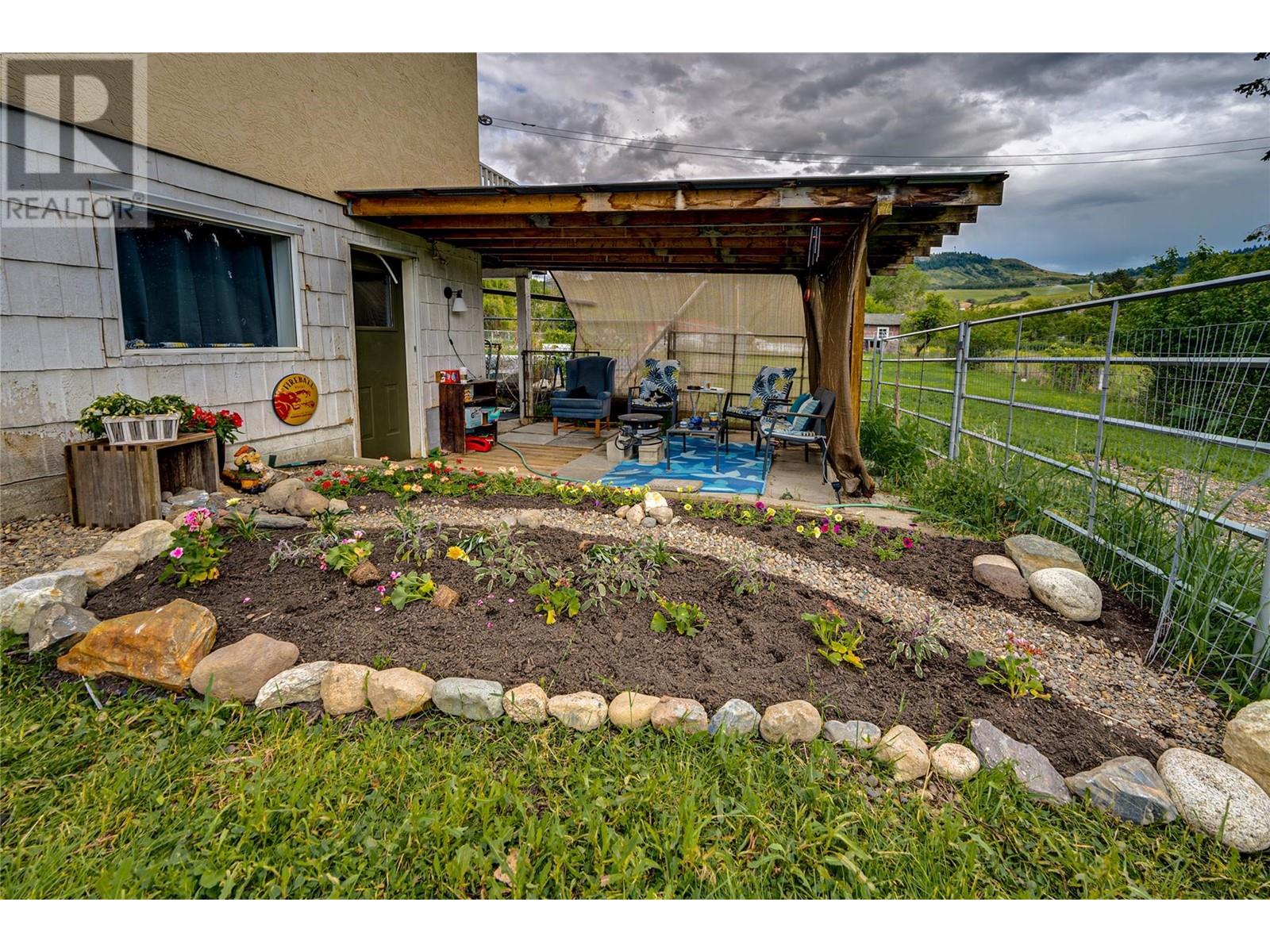 6060 Okanagan Landing Road, Vernon, British Columbia  V1H 1M3 - Photo 7 - 10315737