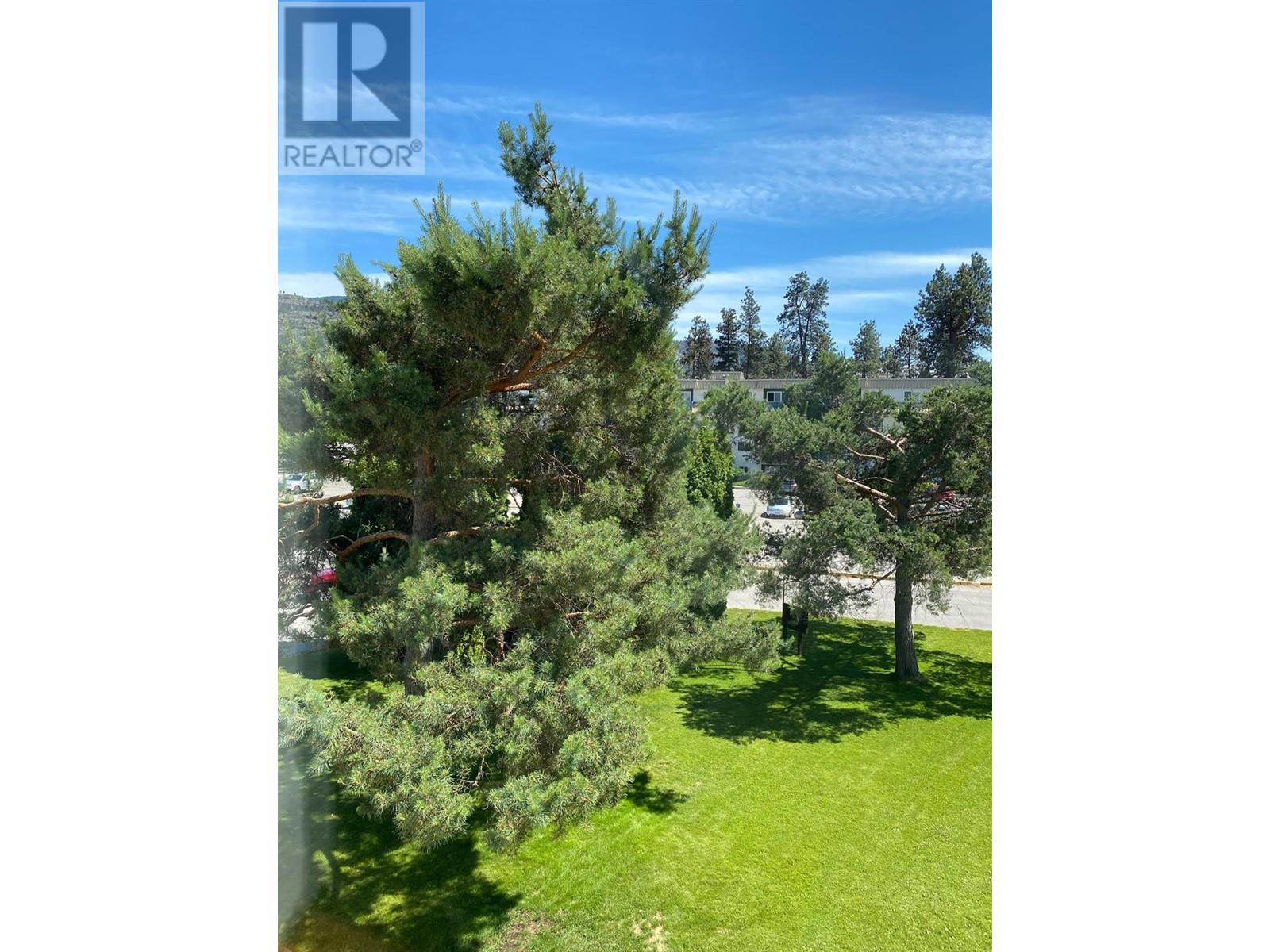 150 Skaha Place Unit# 205, Penticton, British Columbia  V2A 7L1 - Photo 2 - 10315926