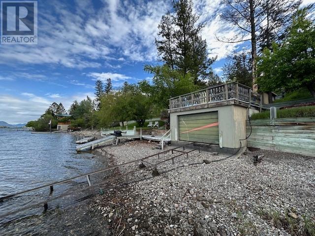 725 Lakeview Road, Invermere, British Columbia  V0A 1K3 - Photo 2 - 2477440