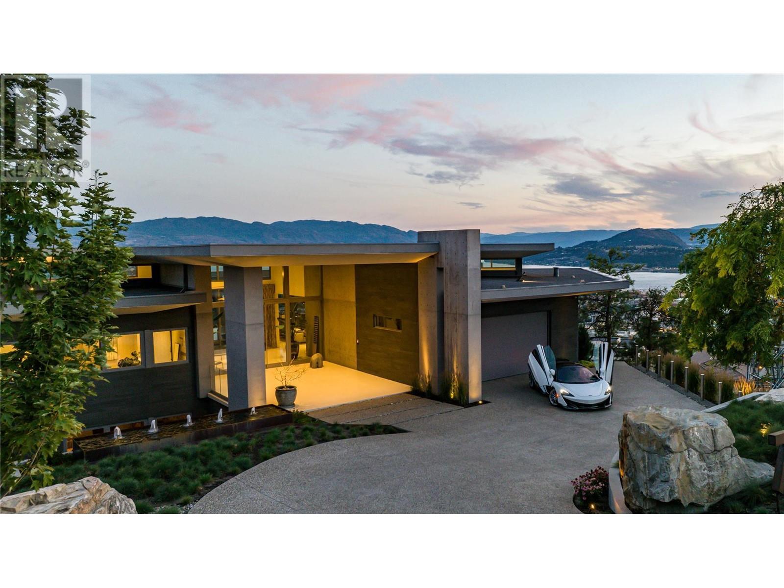 764 Rockcliffe Place, Kelowna, British Columbia  V1V 2Y3 - Photo 4 - 10316104