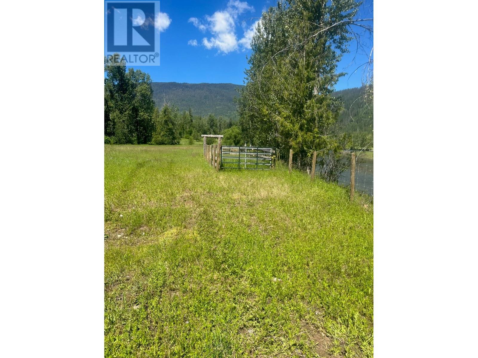 2736 Enderby Mabel Lake Road, Enderby, British Columbia  V0E 2V5 - Photo 13 - 10316724