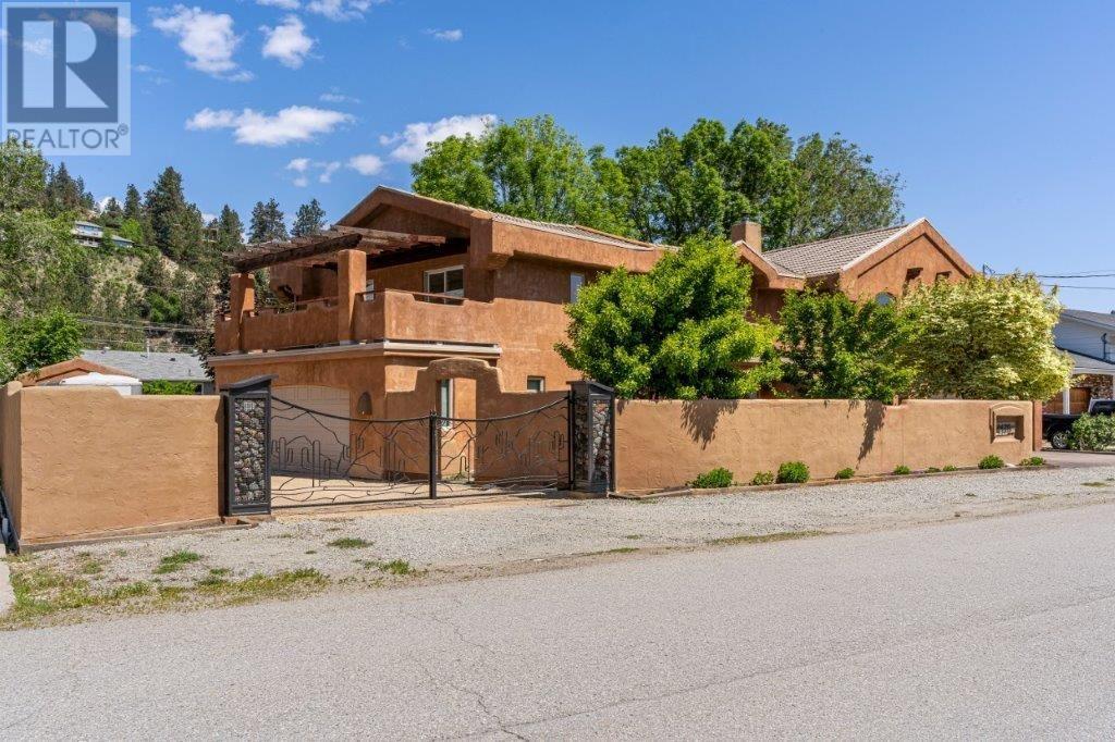 4170 Lake Avenue, Peachland, British Columbia  V0H 1X6 - Photo 2 - 10316648