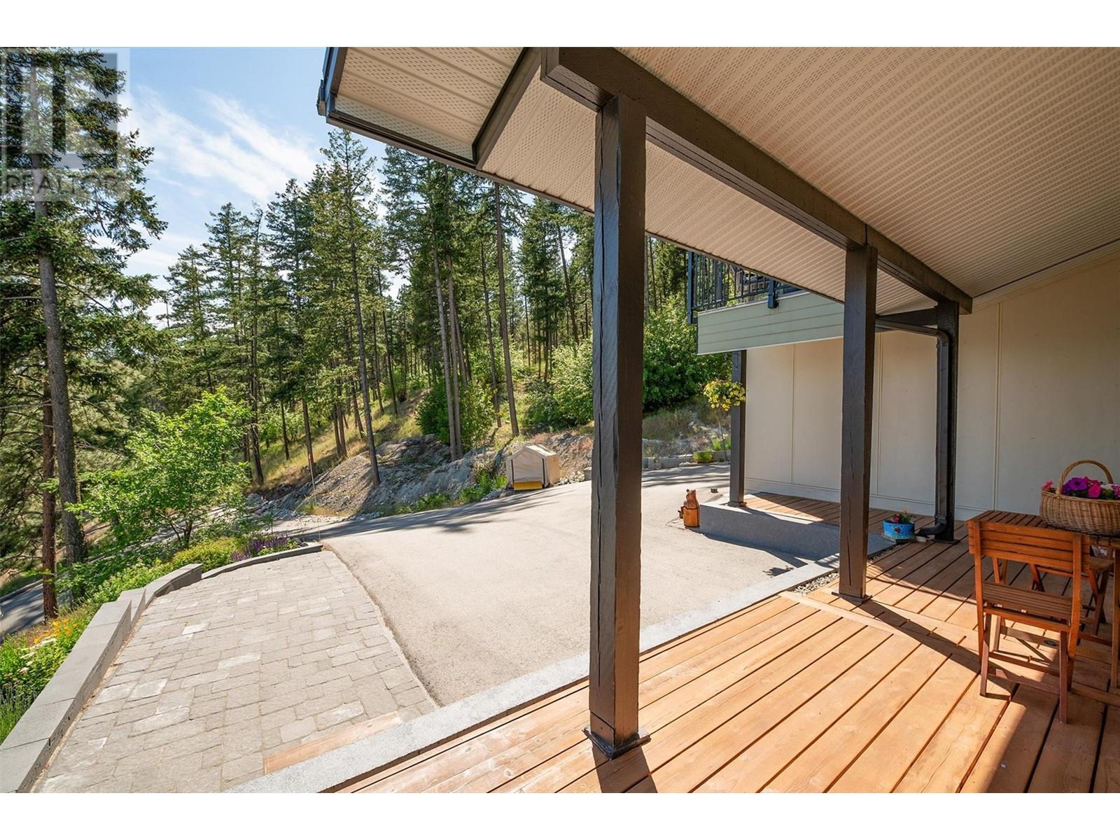 6131 Seymoure Lane, Peachland, British Columbia  V0H 1X4 - Photo 66 - 10316973