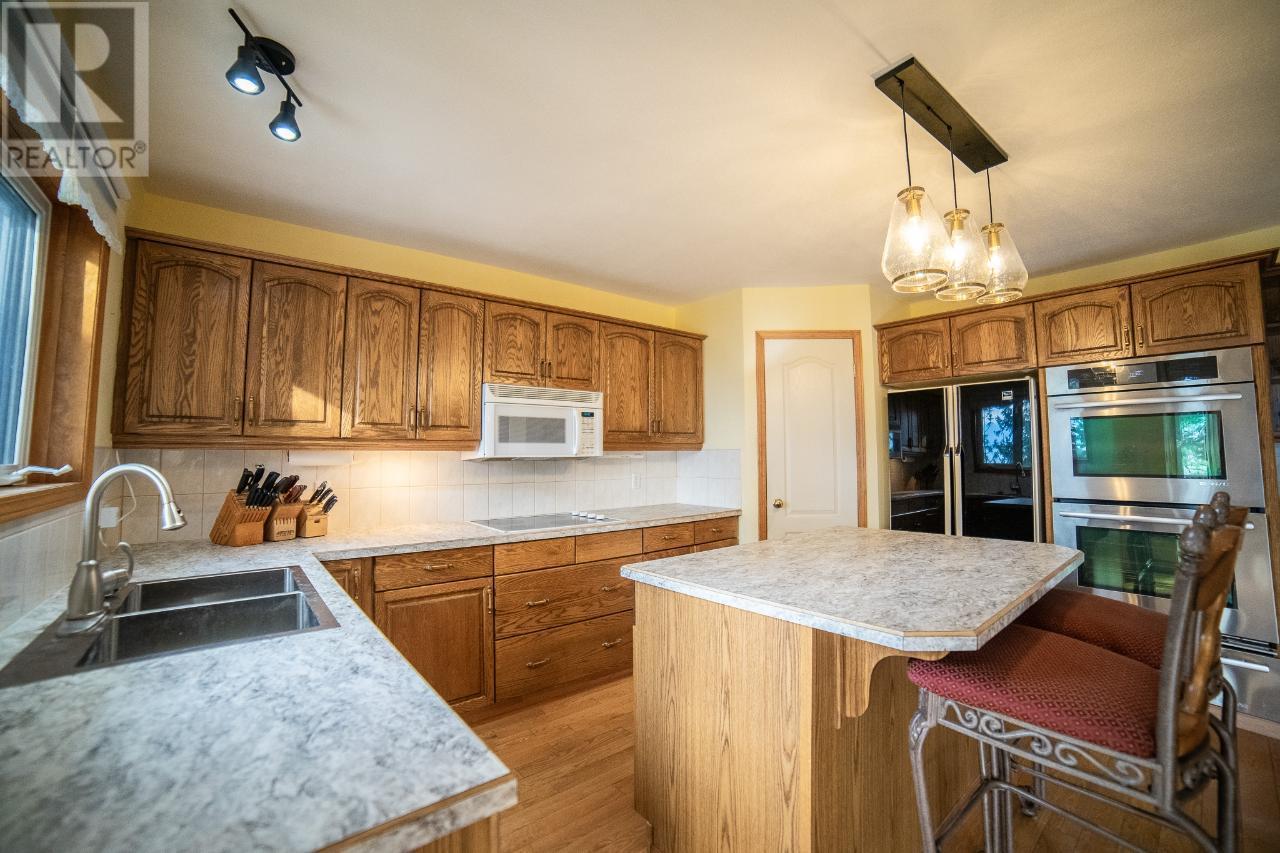 1205 Fox Tree Road, Creston, British Columbia  V0B 1G2 - Photo 6 - 2477744