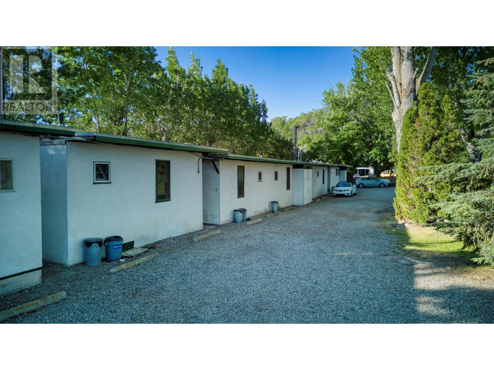 16235 & 16229 Inkaneep Road, Osoyoos, British Columbia  V0H 1V2 - Photo 13 - 10317132