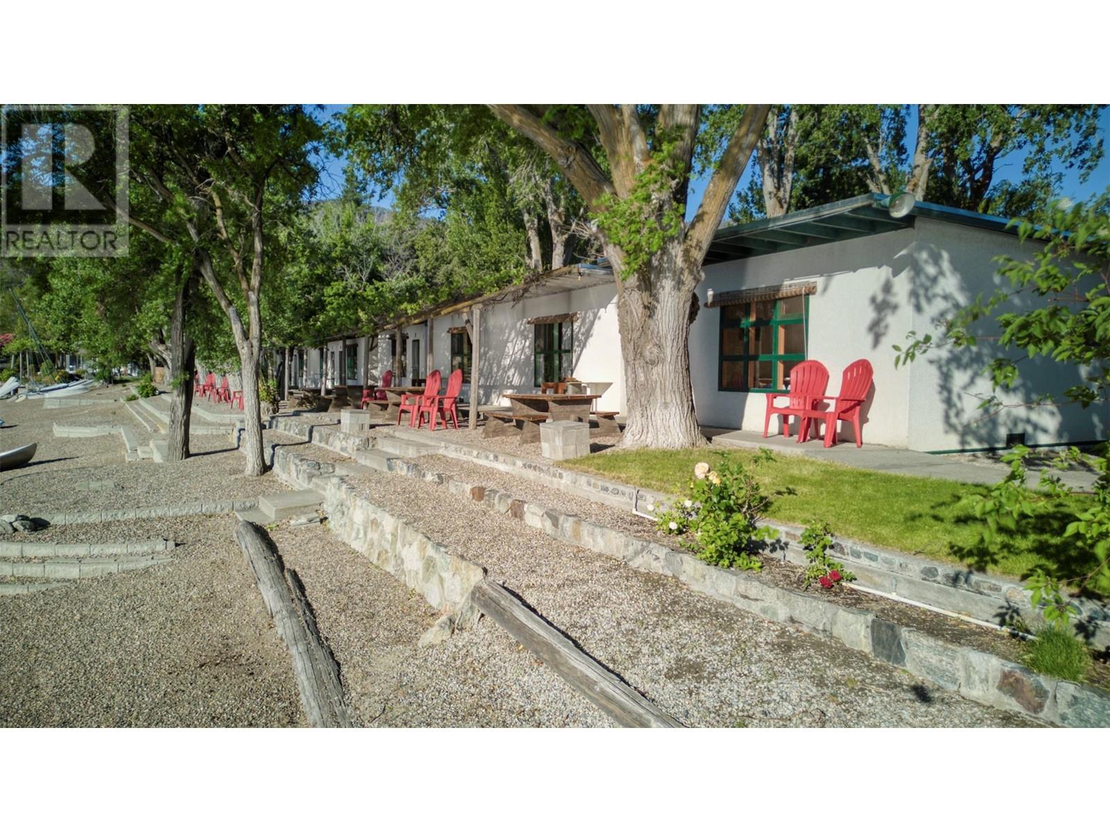 16235 & 16229 Inkaneep Road, Osoyoos, British Columbia  V0H 1V2 - Photo 15 - 10317132