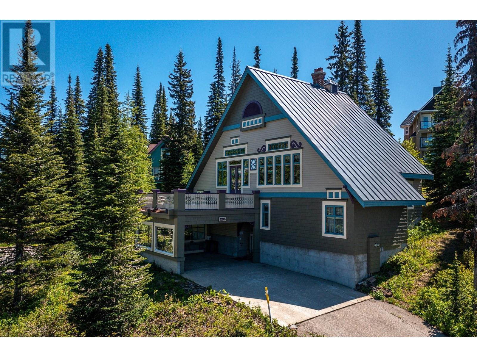 205 Monashee Road, Silver Star, British Columbia  V1B 3M1 - Photo 1 - 10317553