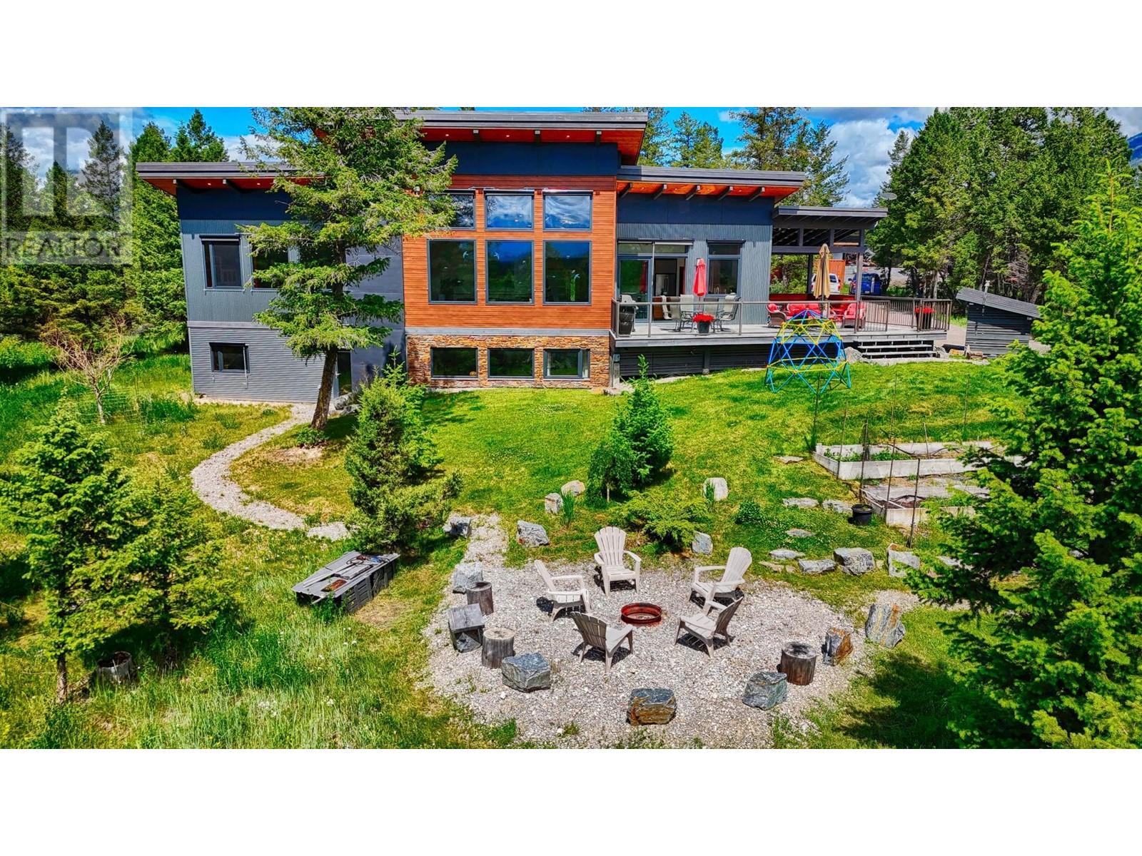 2160 Kootenay 3 Road, Windermere, British Columbia  V0B 2L1 - Photo 47 - 2477937