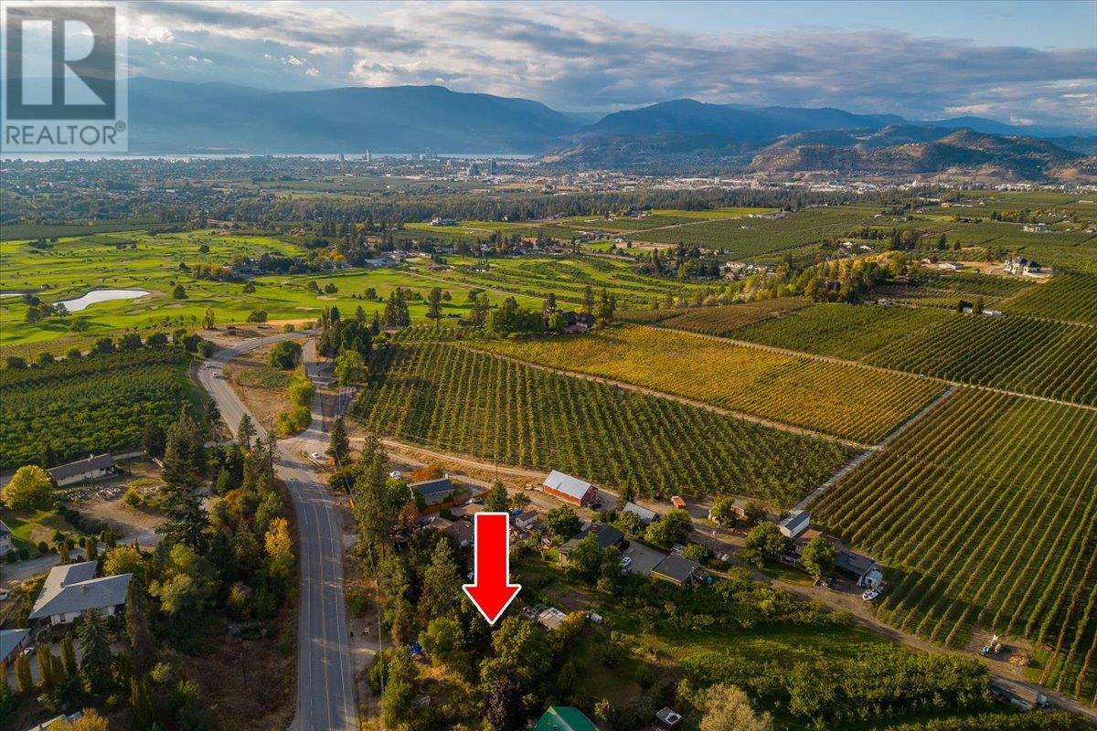 3122 Mcculloch Road, Kelowna, British Columbia  V1W 4G6 - Photo 4 - 10317847