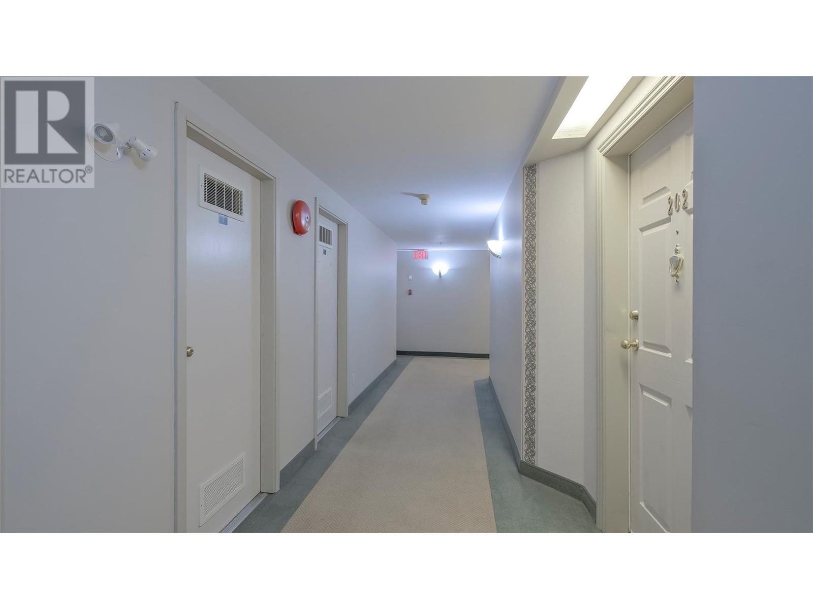 254 Scott Avenue Unit# 202, Penticton, British Columbia  V2A 2J5 - Photo 28 - 10317985