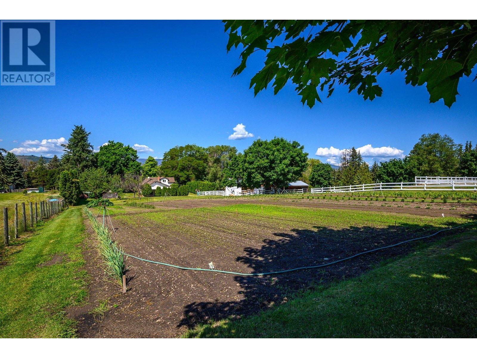 6775 L&a Road, Vernon, British Columbia  V1B 3T1 - Photo 25 - 10317647