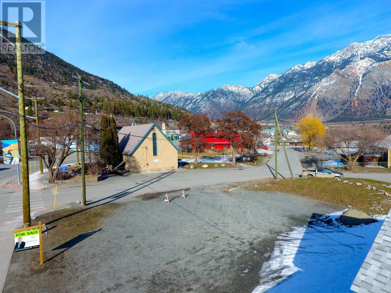 818 Main Street, Lillooet, British Columbia  V0K 1V0 - Photo 3 - 177108