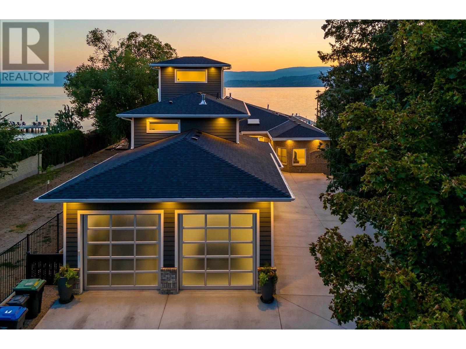 4096 Lakeshore Road, Kelowna, British Columbia  V1W 1V6 - Photo 1 - 10318111