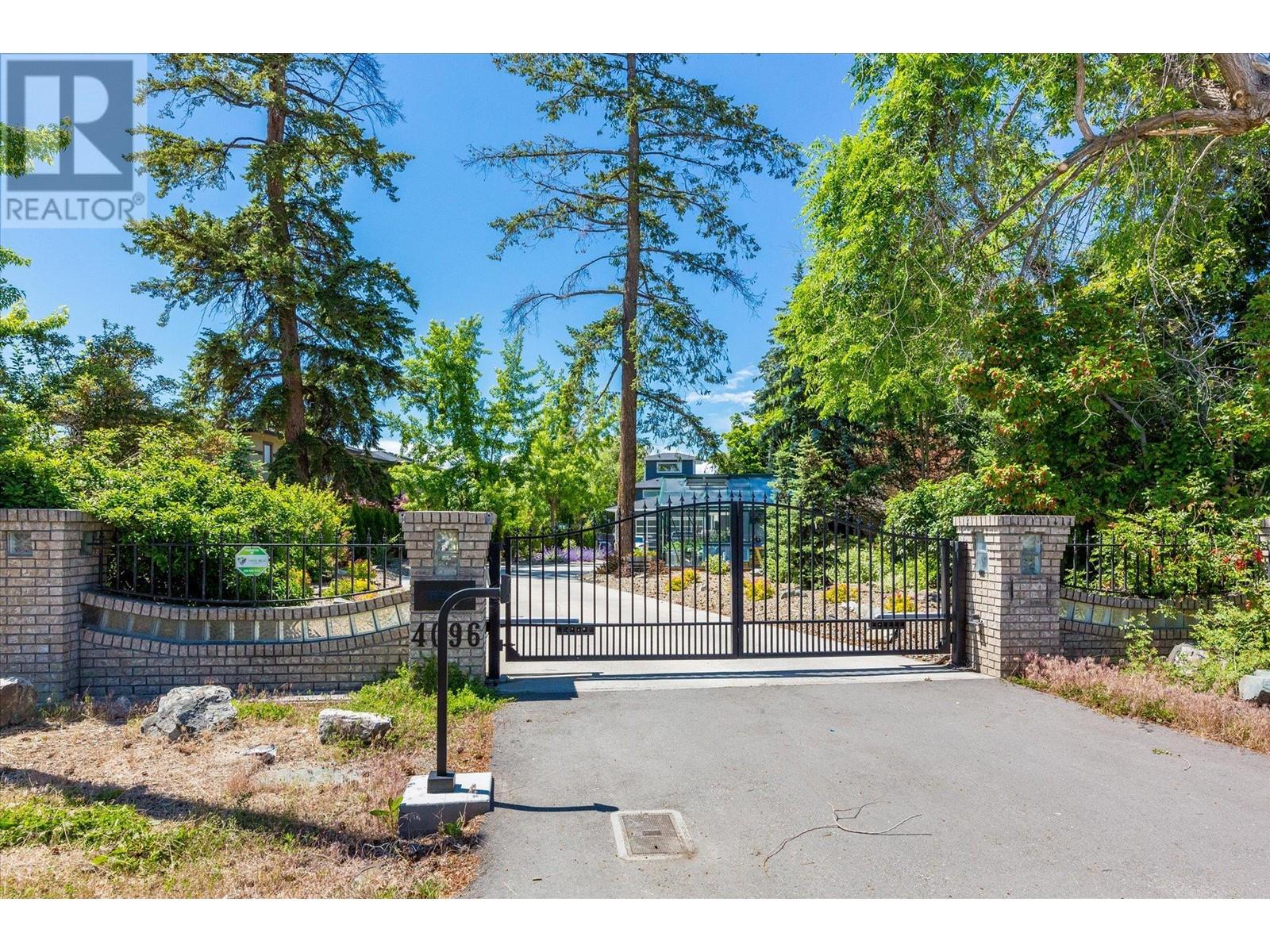 4096 Lakeshore Road, Kelowna, British Columbia  V1W 1V6 - Photo 97 - 10318111