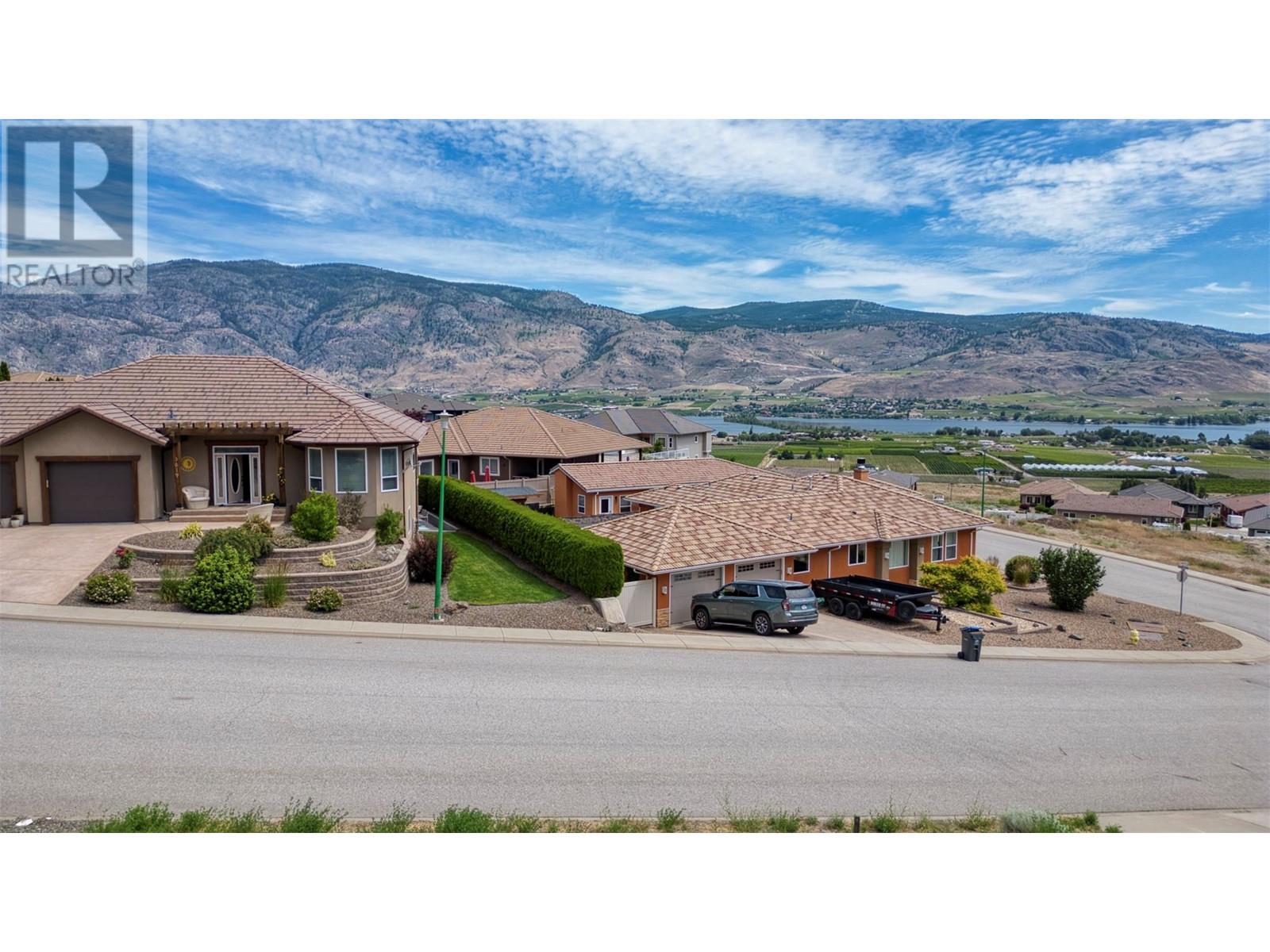 3620 Cypress Hills Drive, Osoyoos, British Columbia  V0H 1V4 - Photo 3 - 10318216