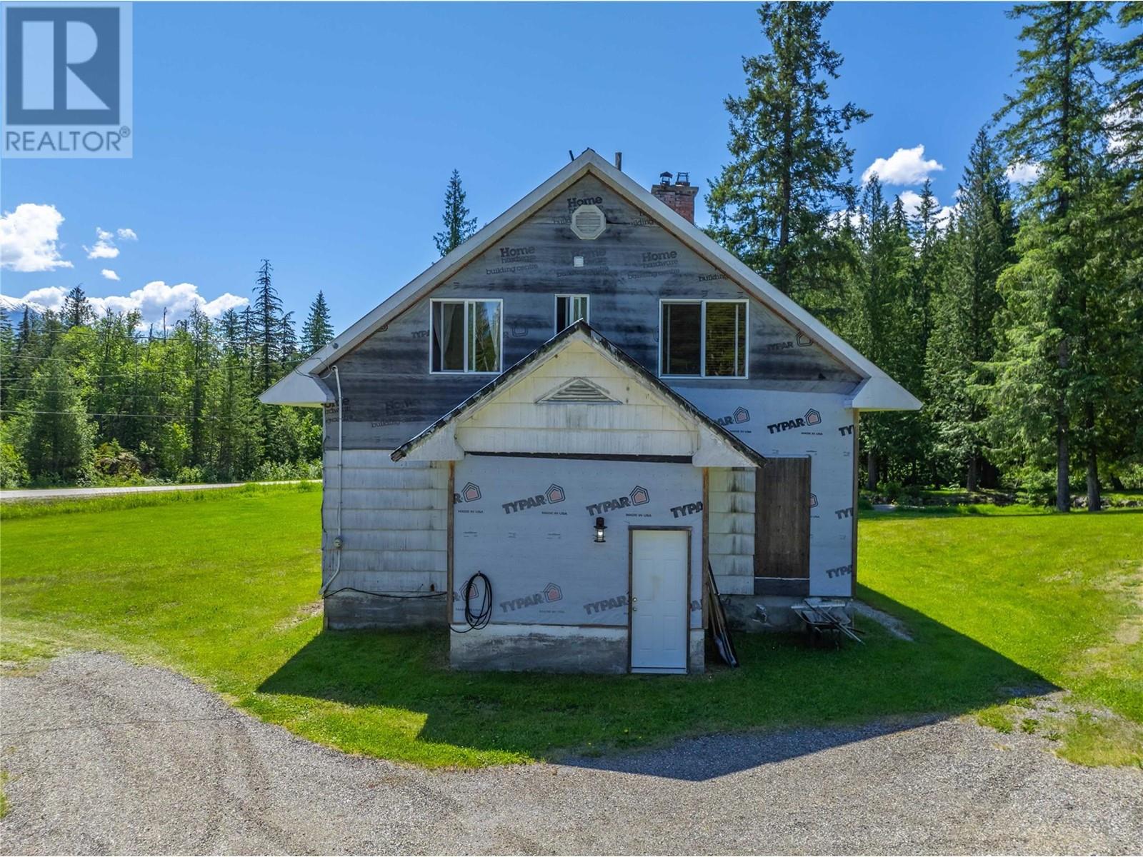 1734 Mt Begbie Road, Revelstoke, British Columbia  V0E 2s0 - Photo 34 - 10318541