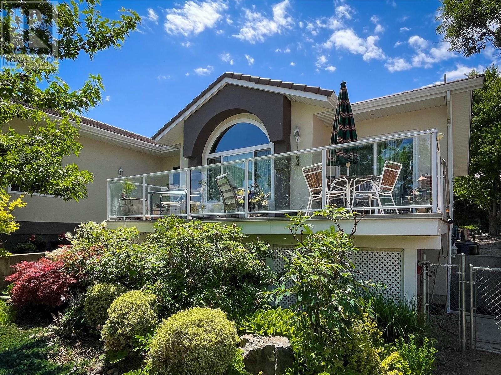 3808 Cypress Hills Drive, Osoyoos, British Columbia  V0H 1V4 - Photo 2 - 10318125