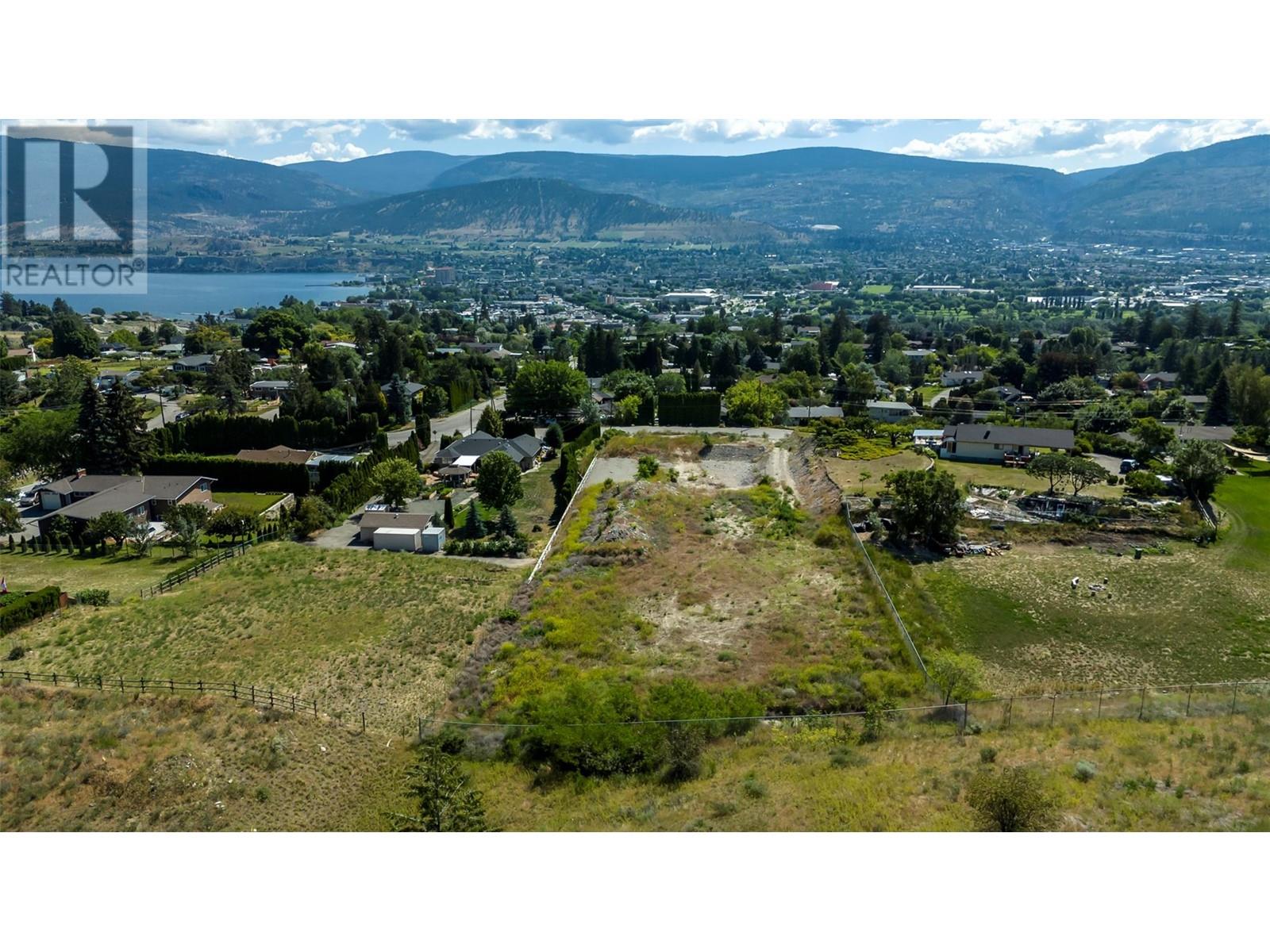 614 West Bench Drive, Penticton, British Columbia  V2A 8X9 - Photo 4 - 10319022