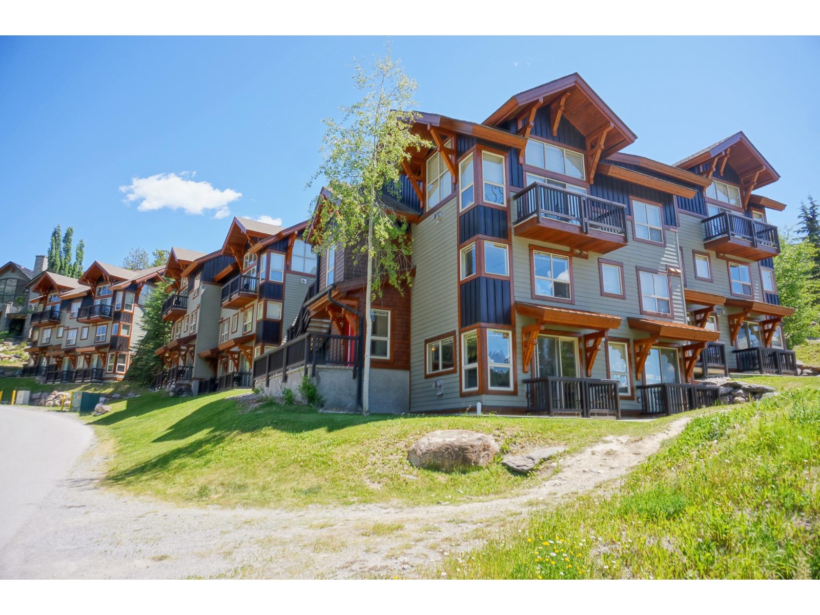 2049 Summit Drive Unit# 314b, Panorama, British Columbia  V0A 1T0 - Photo 1 - 2478284