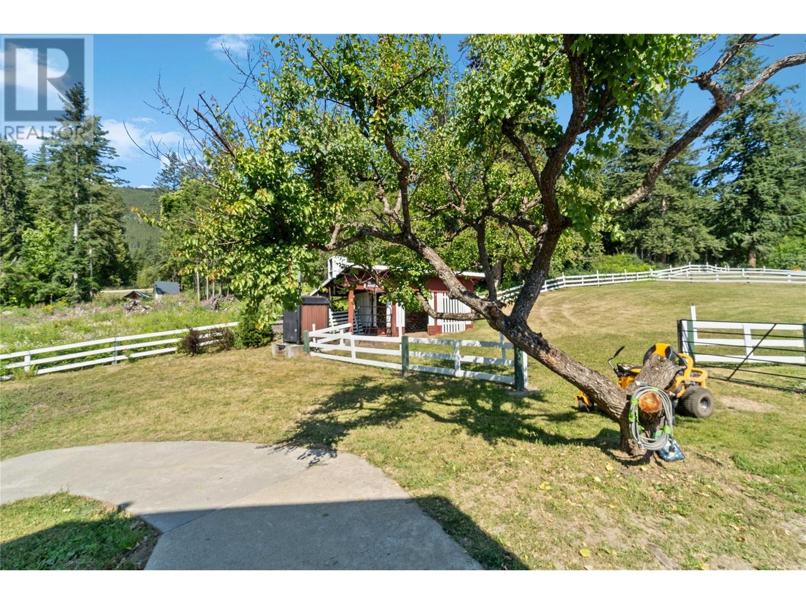 5611 5 Avenue Sw, Salmon Arm, British Columbia  V1E 3B4 - Photo 56 - 10319510